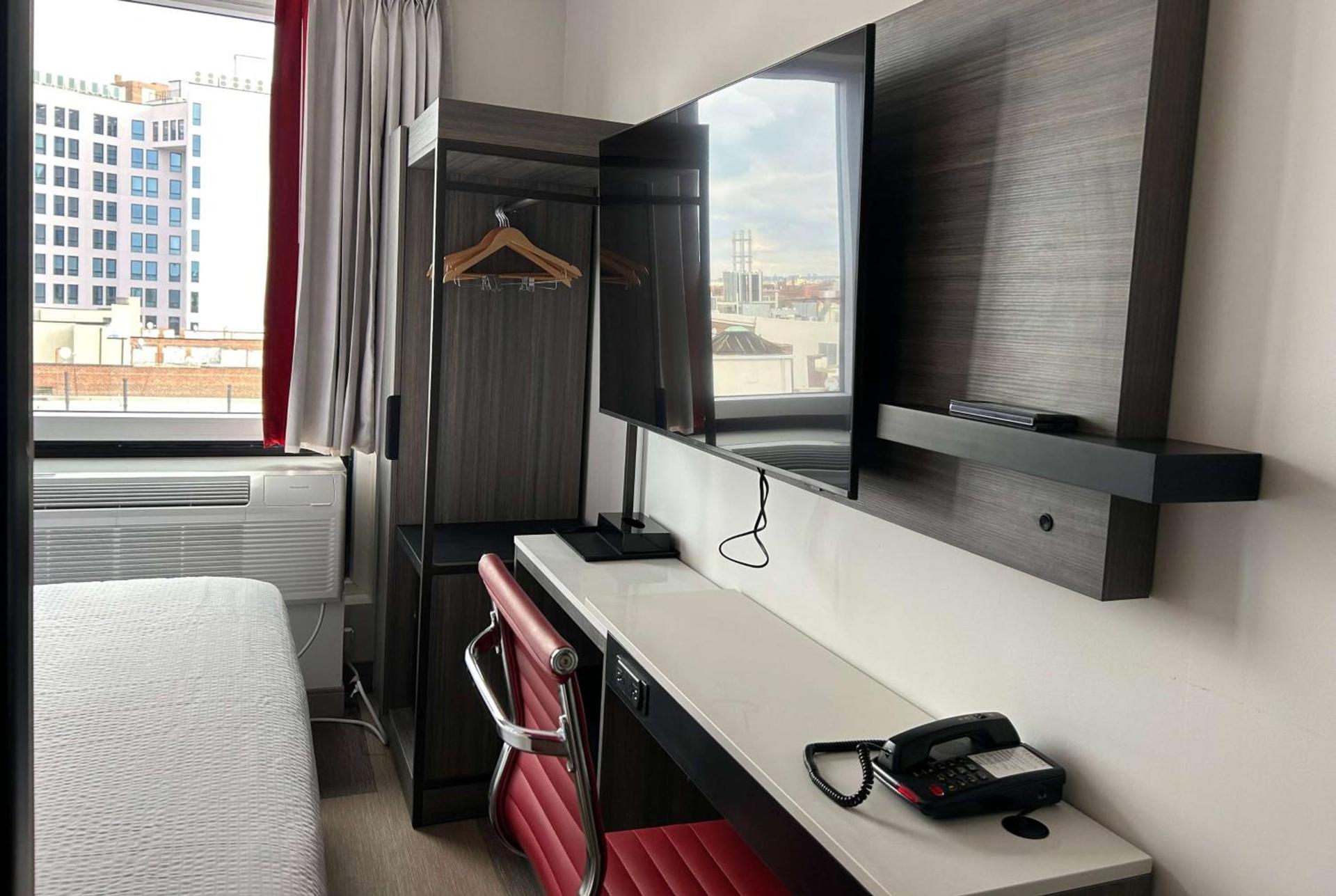 Ramada by Wyndham Brooklyn Near Flatbush photo 8