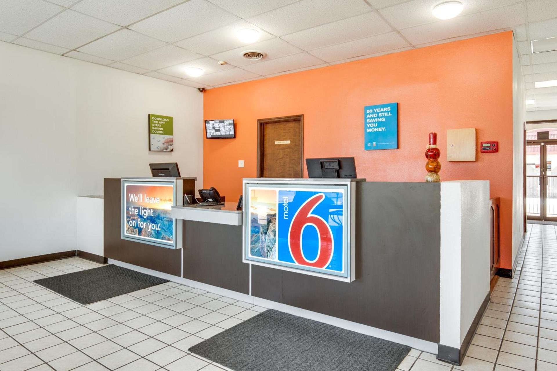 Motel 6-Longview, TX - North photo 6