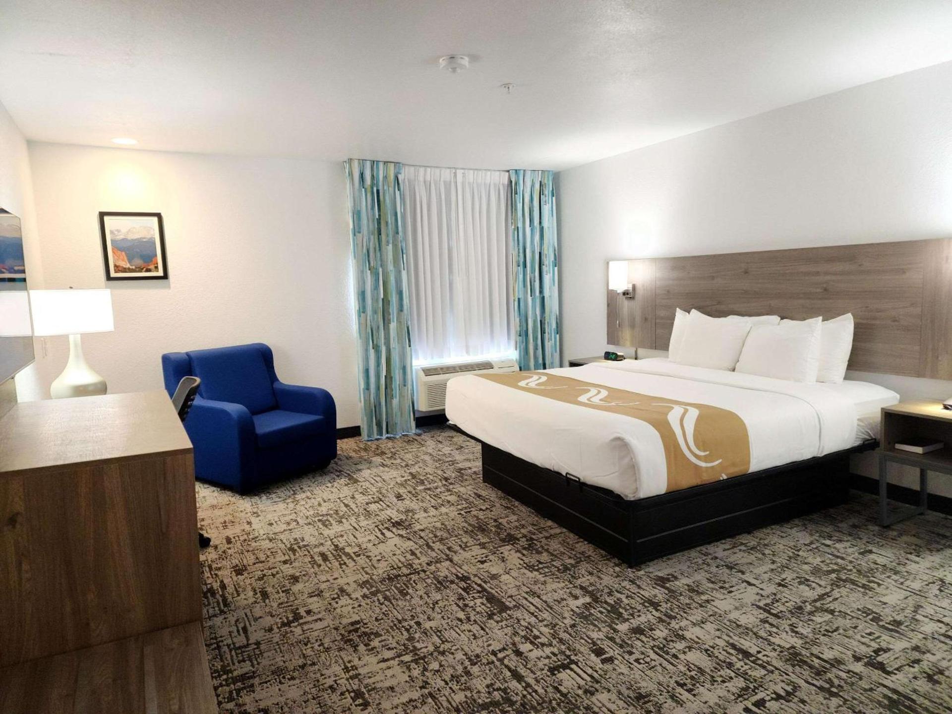 Quality Inn & Suites Denver International Airport photo 10