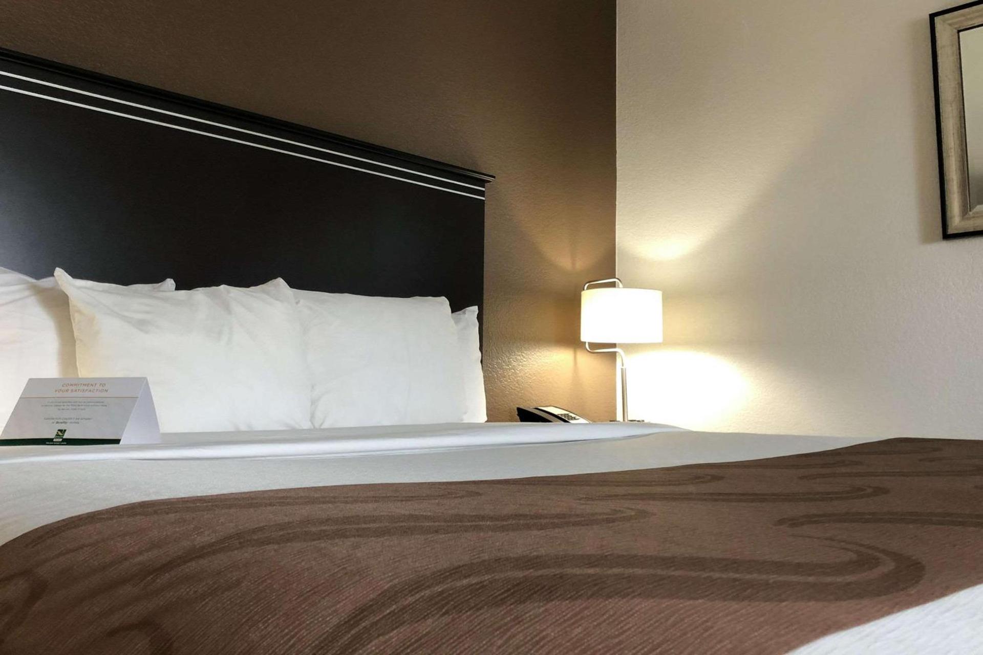 Quality Inn & Suites Denver International Airport photo 17
