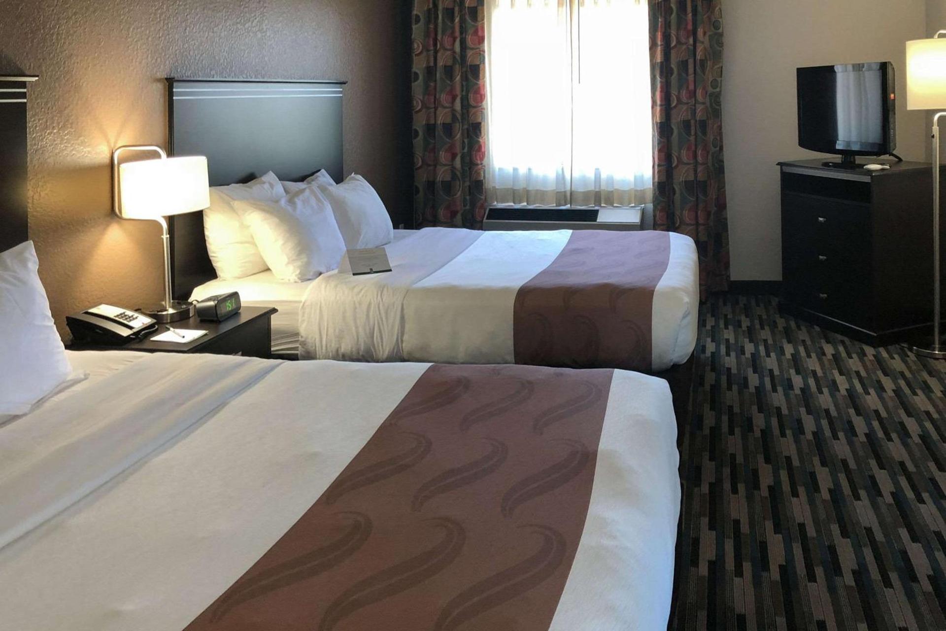 Quality Inn & Suites Denver International Airport photo 27