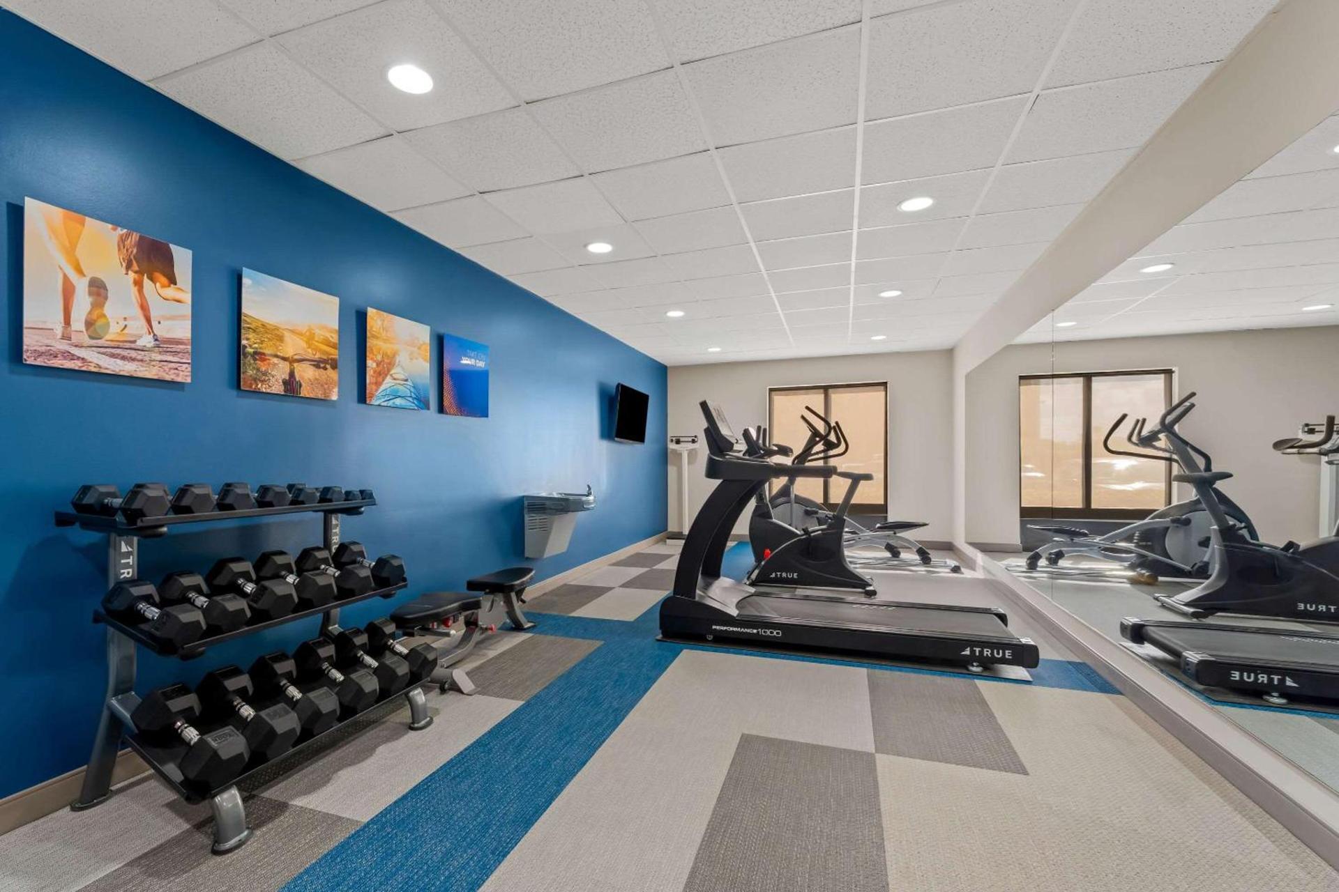 Comfort Suites Augusta Riverwatch photo 27