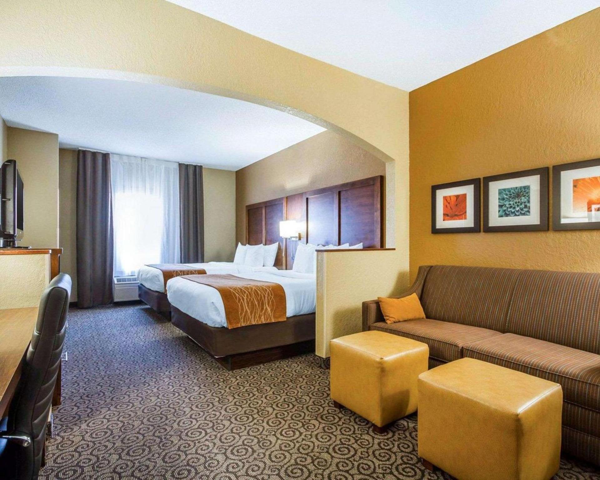 Comfort Suites Ramsey photo 20