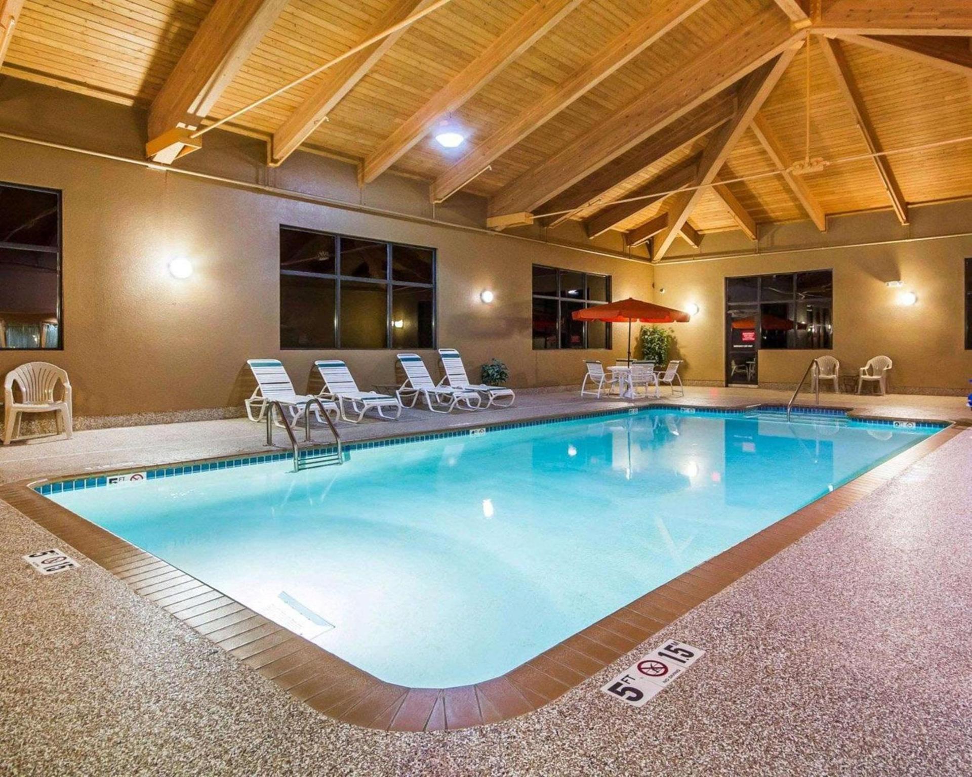 Comfort Suites Ramsey photo 13