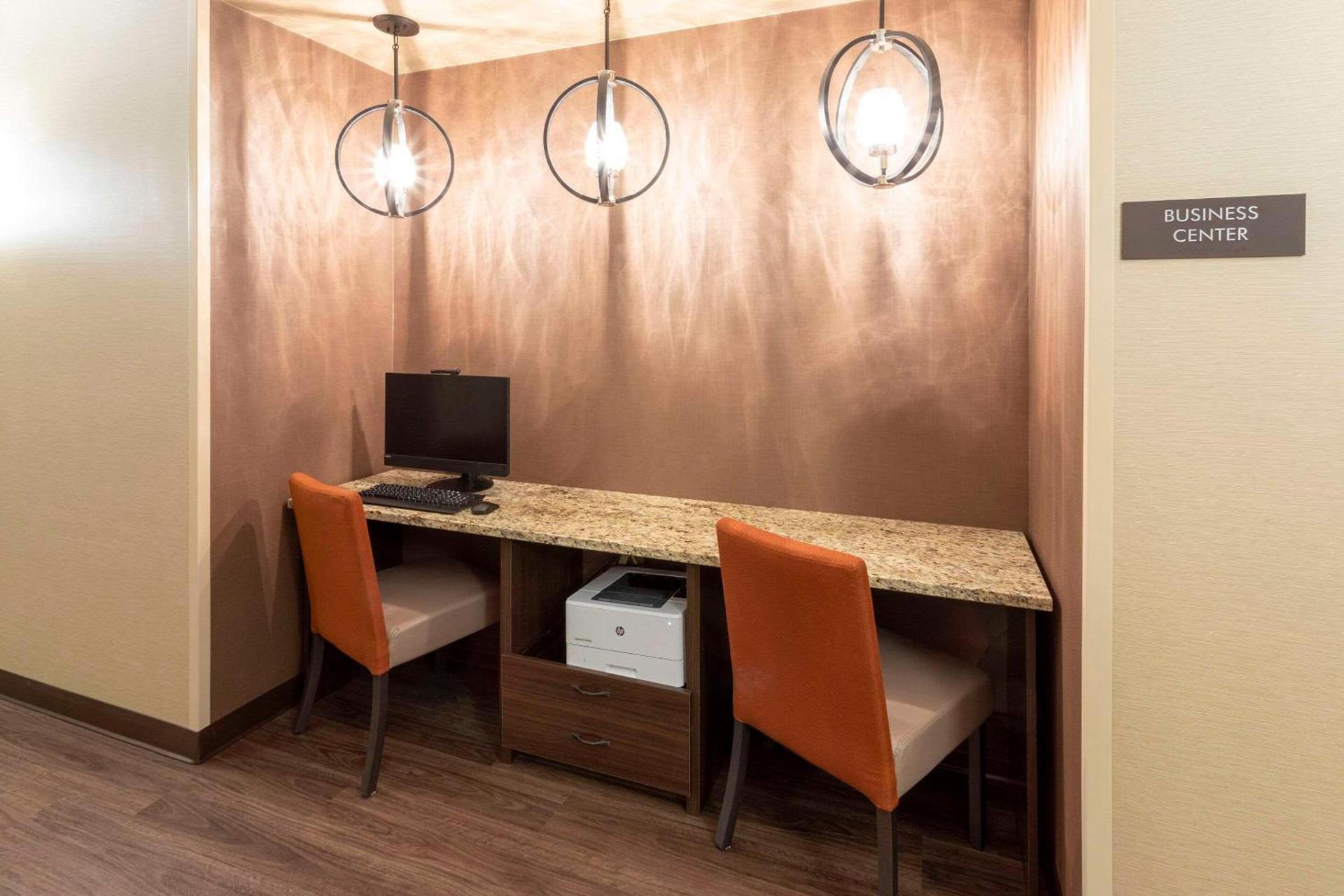 Comfort Suites Ramsey photo 1