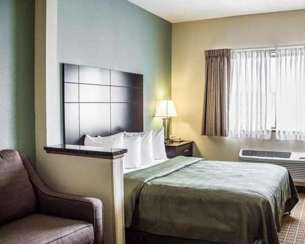 GrandStay Hotel & Suites Minocqua photo 8