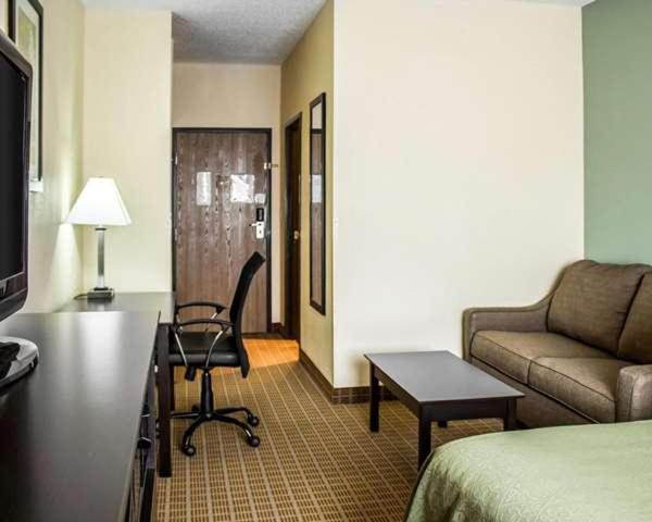 GrandStay Hotel & Suites Minocqua photo 13