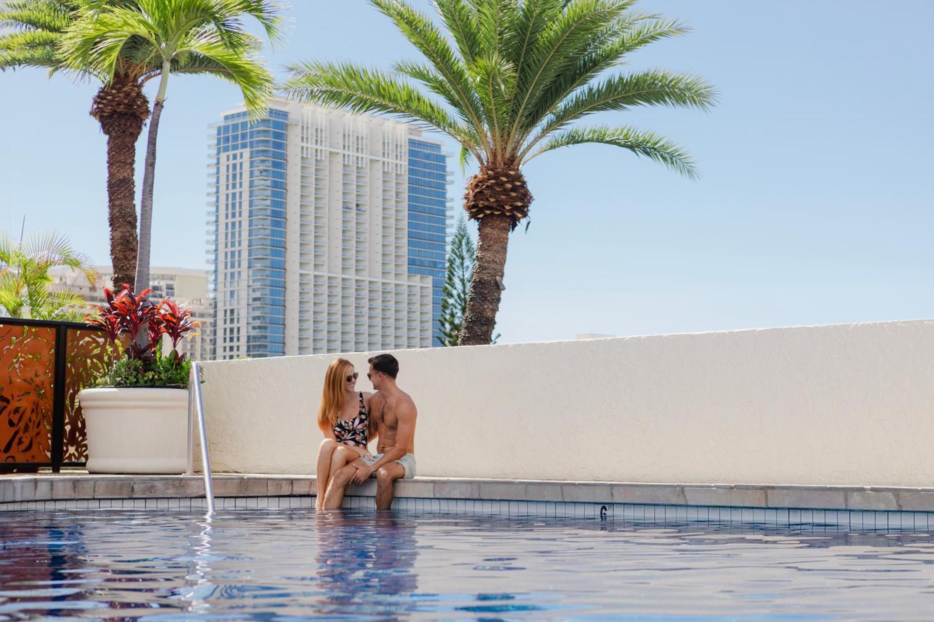 Luana Waikiki Hotel & Suites photo 10