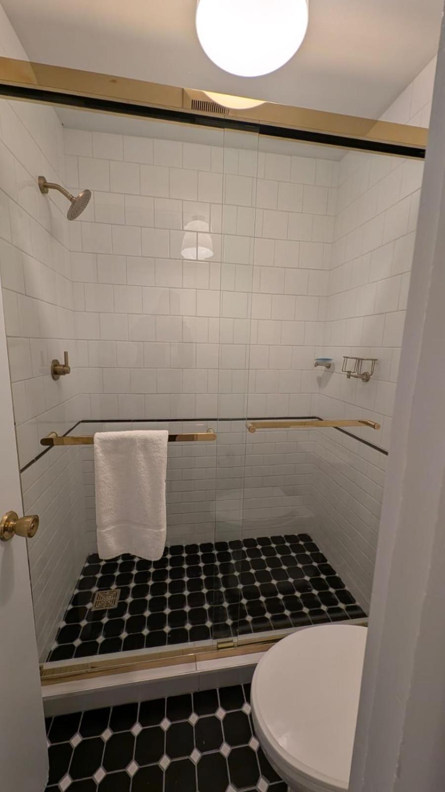 Maple Leaf Inn Lake Placid photo 5