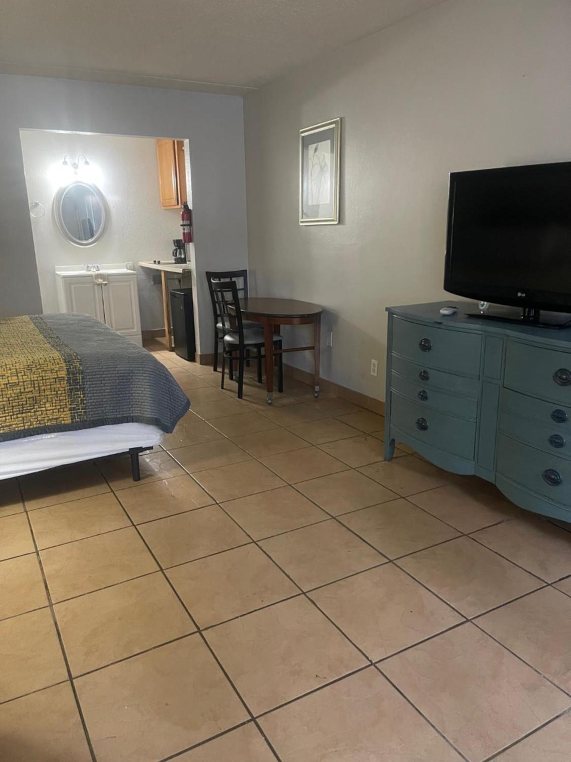 ANS INN & SUITES photo 21