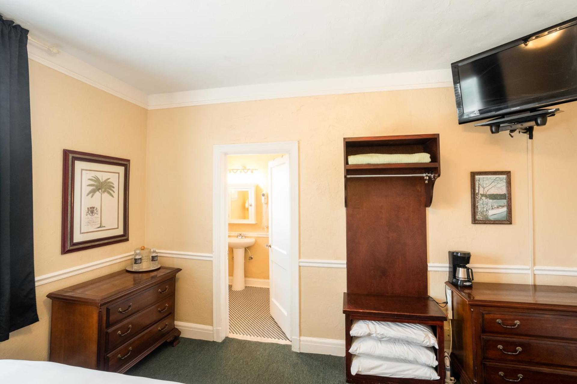 Lake Lure Inn and Spa photo 92