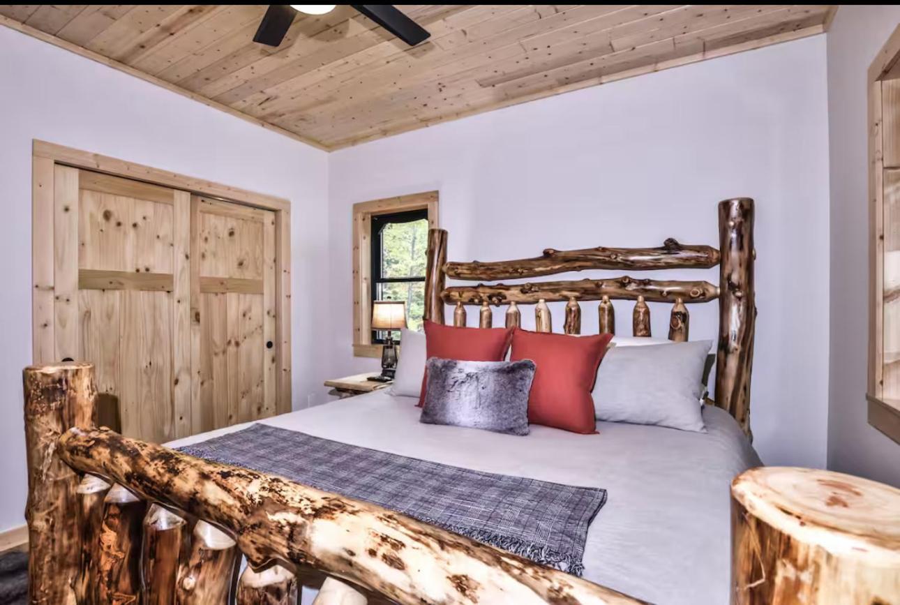 Black Bear Lodge photo 5
