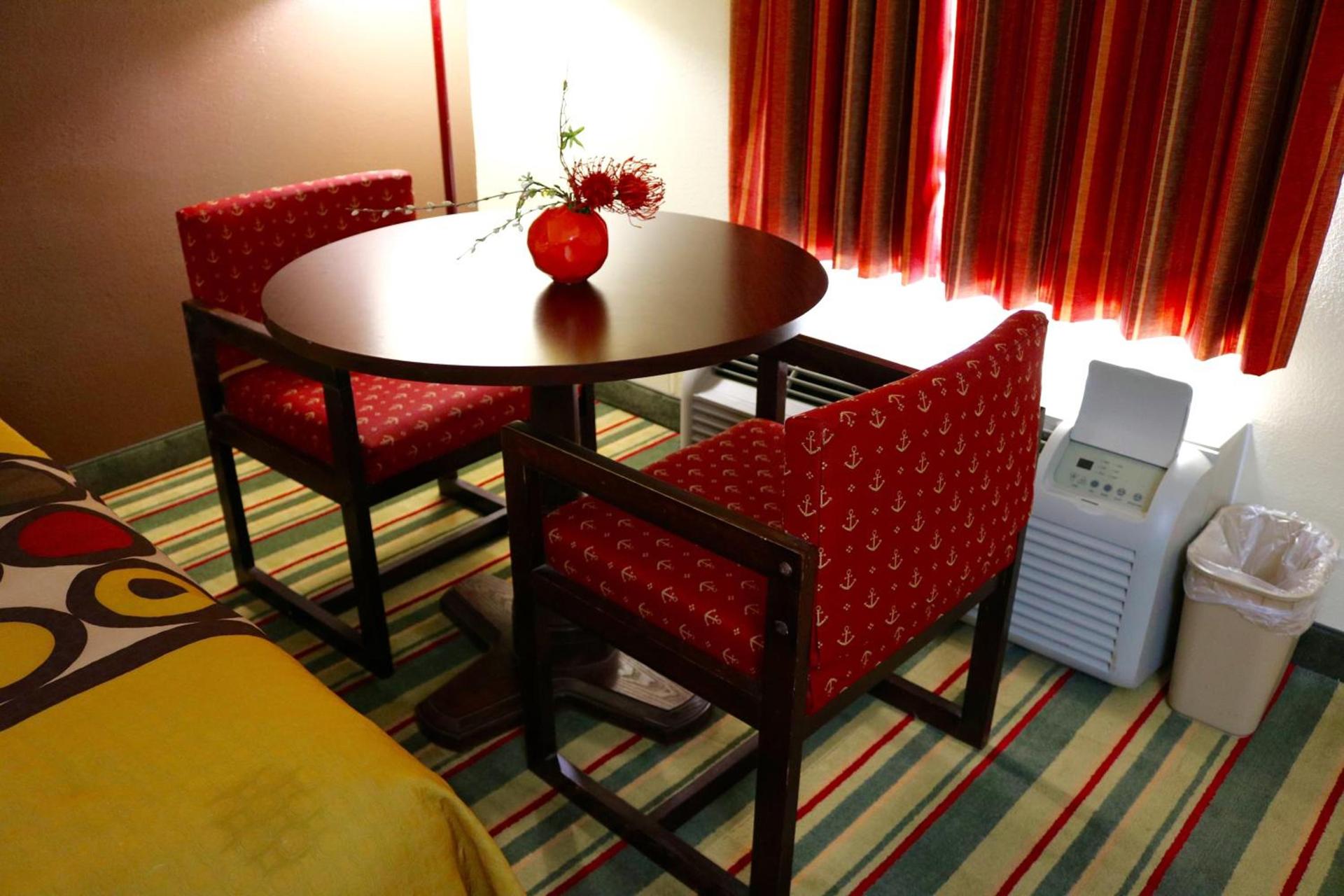 Super 8 by Wyndham Dublin photo 42