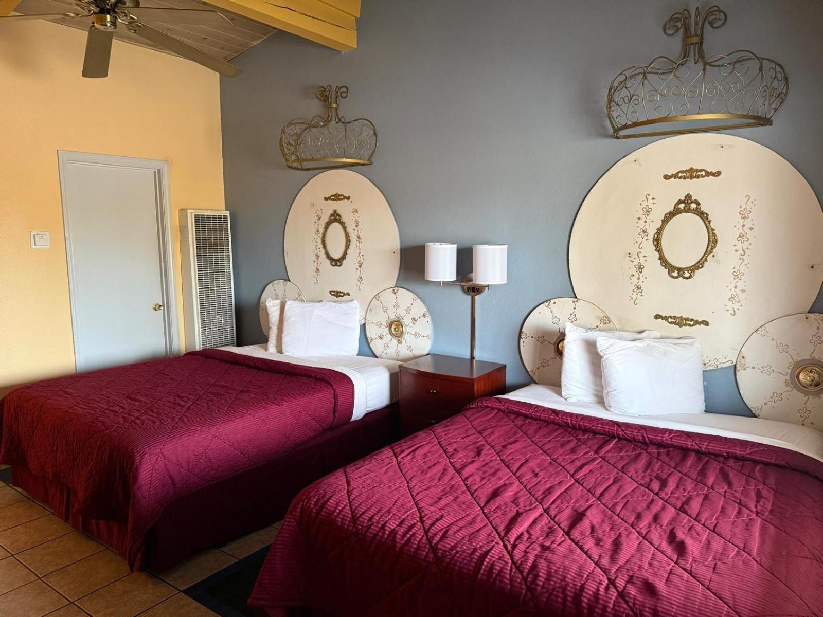 Cinderella Motel photo 11
