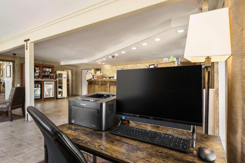 Best Western Frontier Motel photo 52