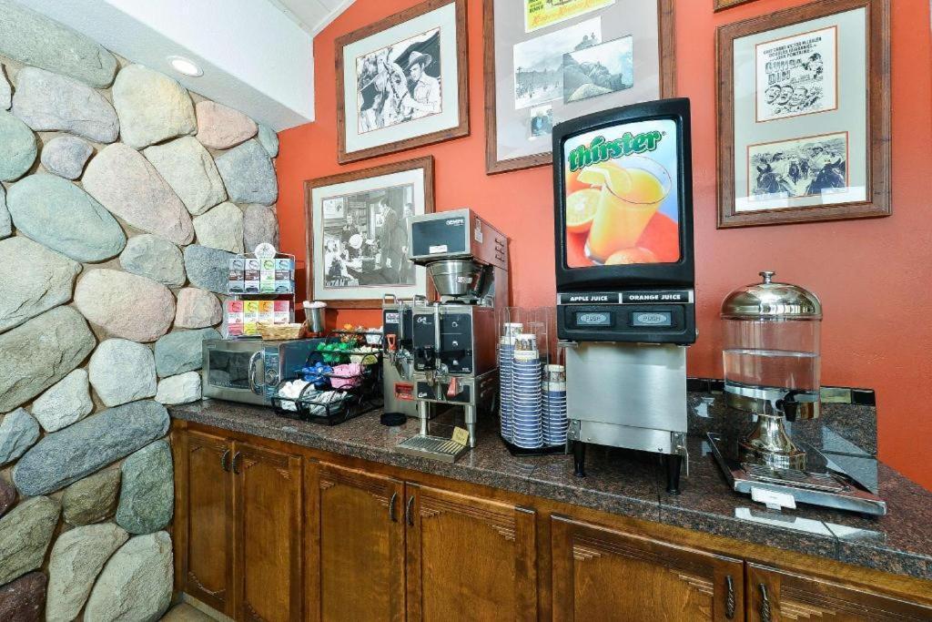Best Western Frontier Motel photo 53