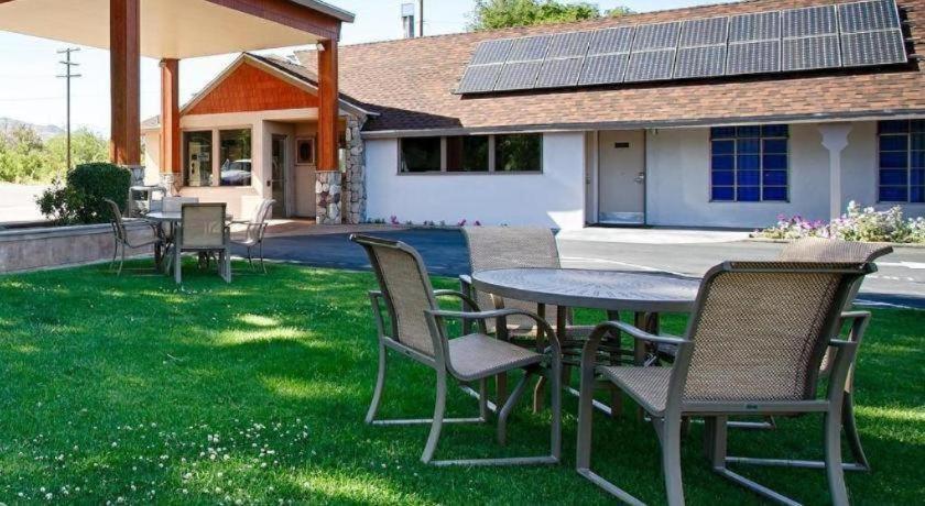 Best Western Frontier Motel photo 55