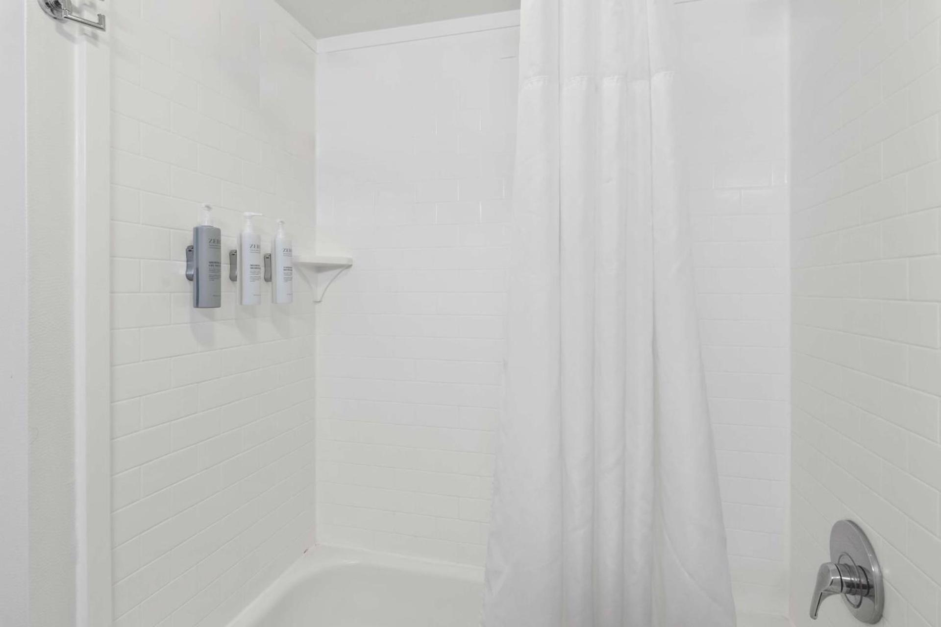 Hampton Inn Pennsville photo 19