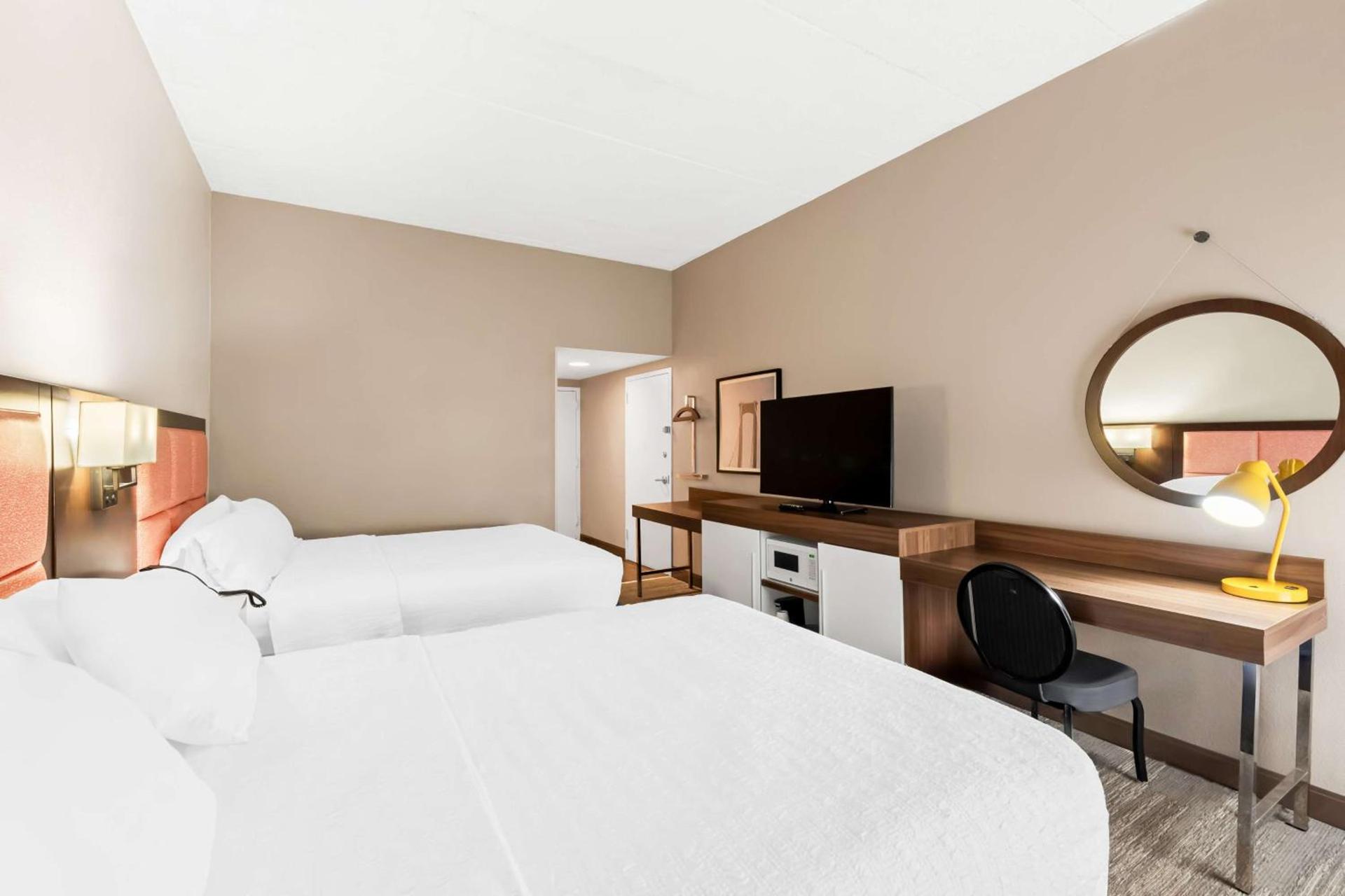Hampton Inn Pennsville photo 20