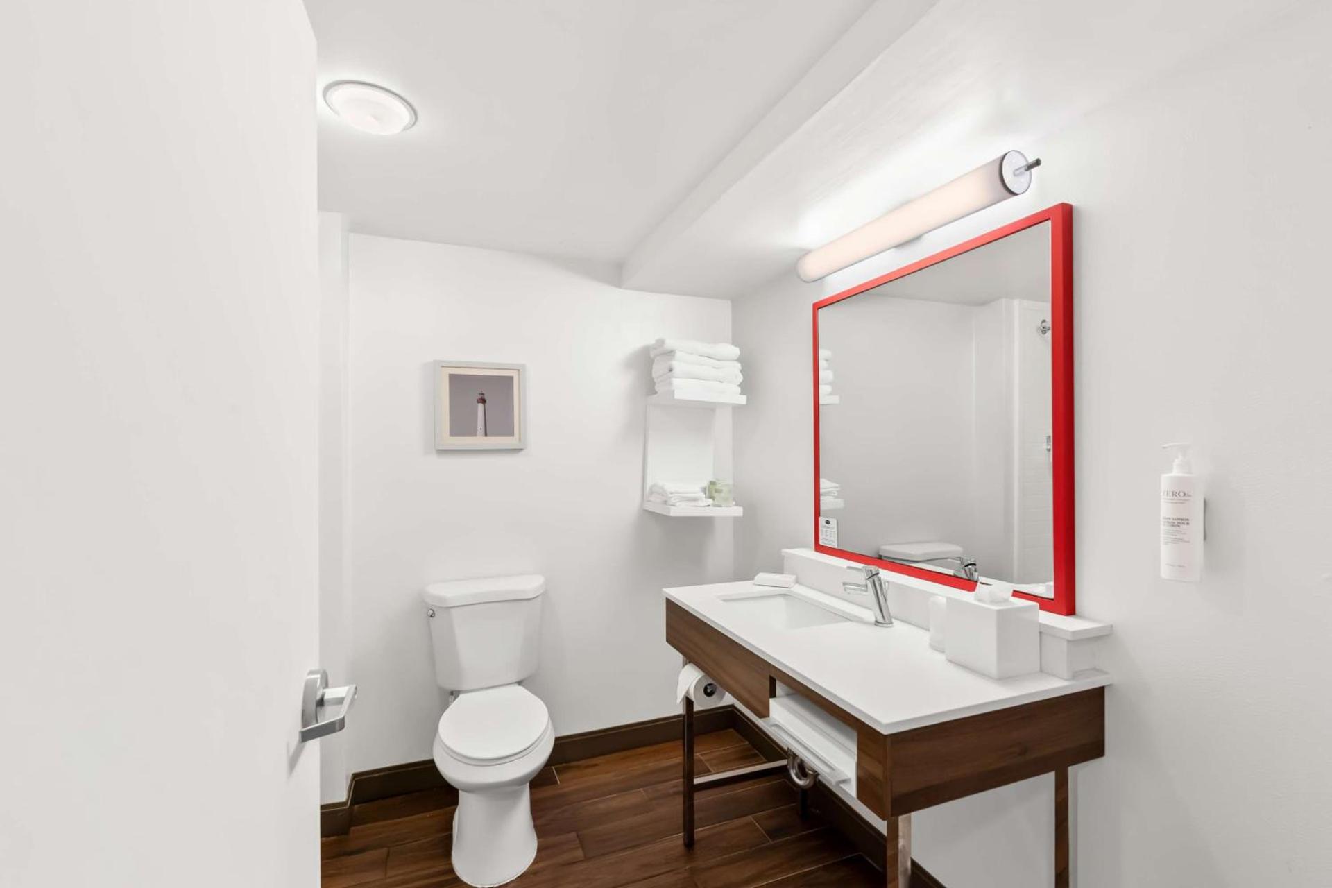 Hampton Inn Pennsville photo 22