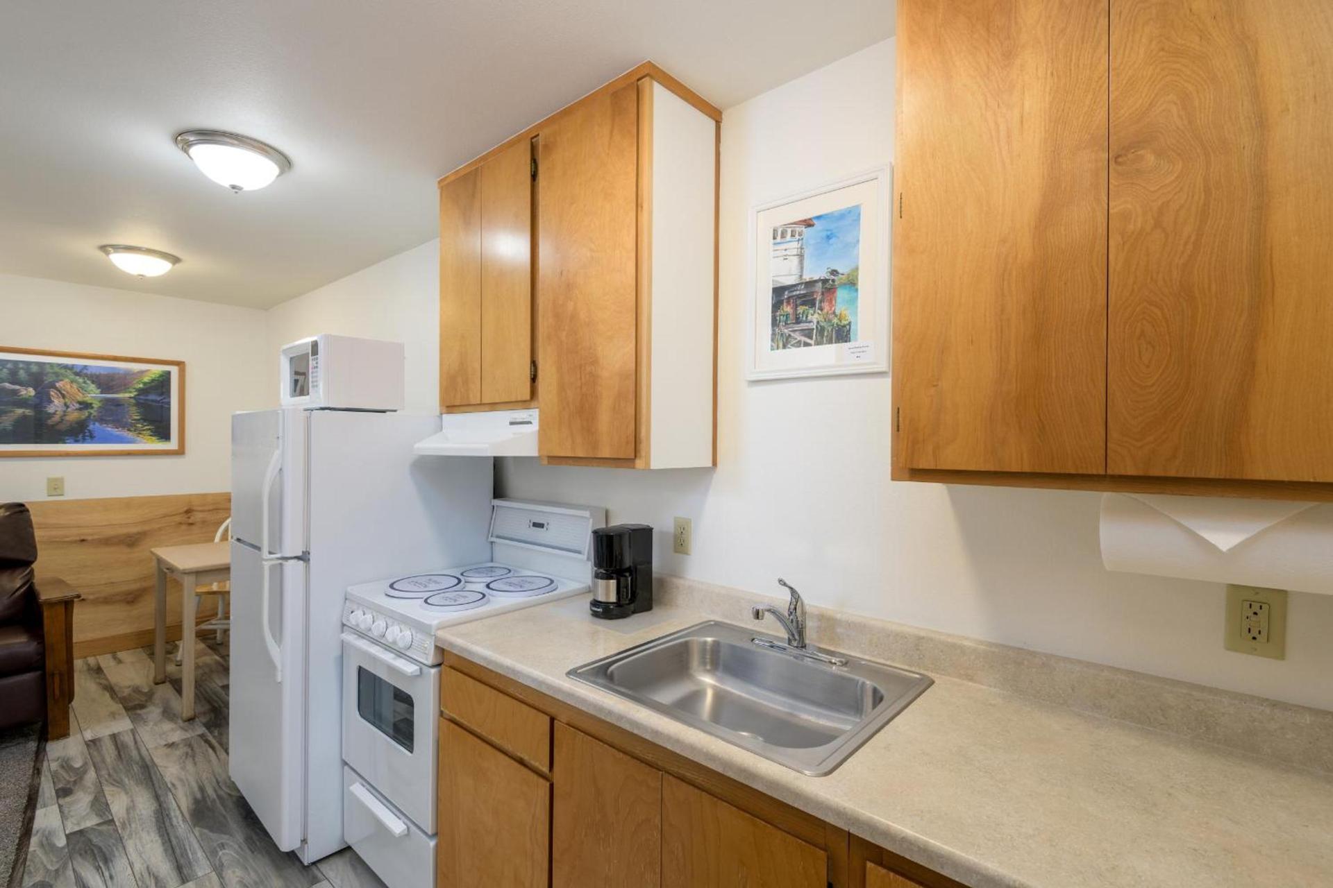 Ocean Suites Motel photo 8