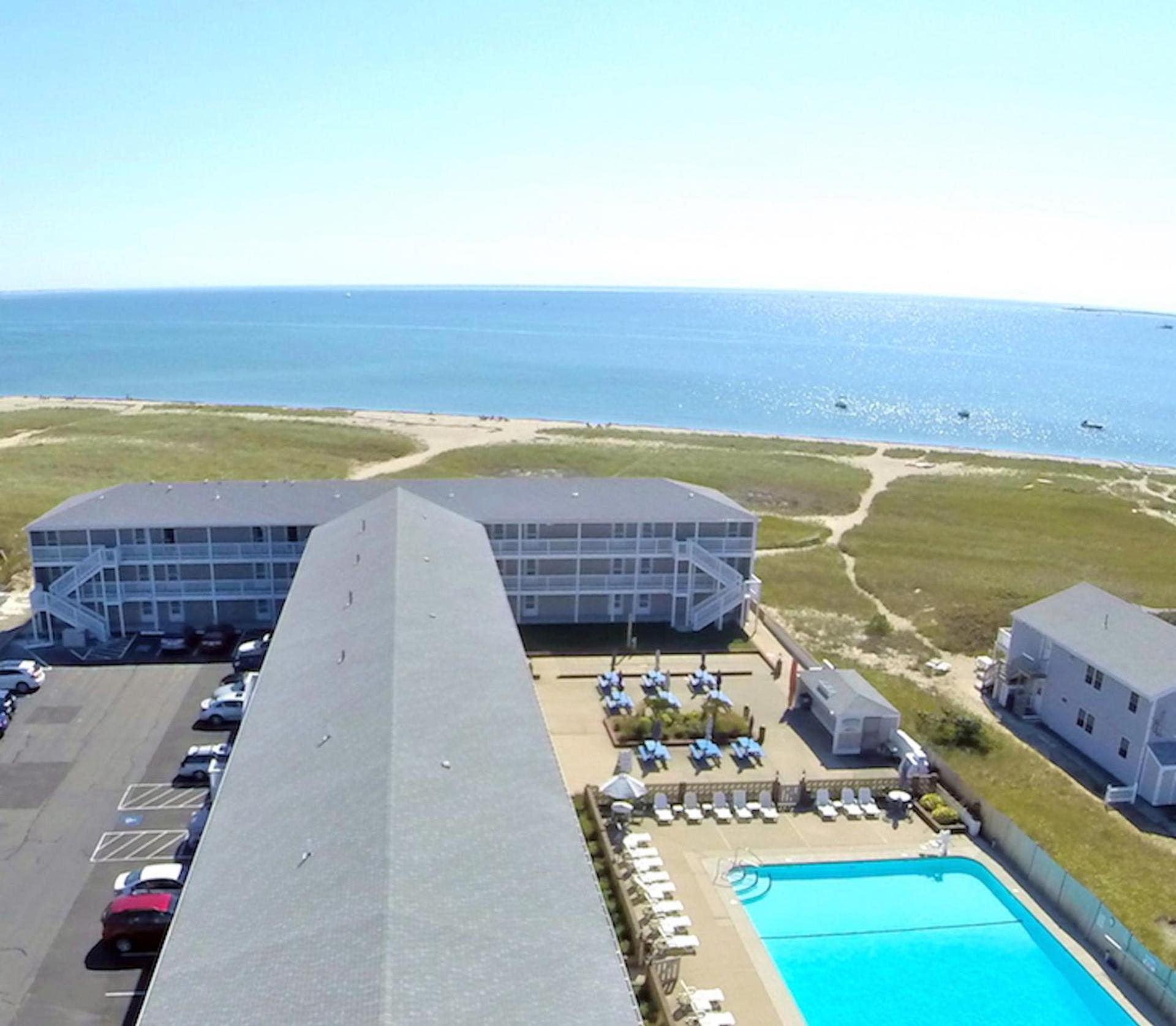 Sandcastle Resort photo 4