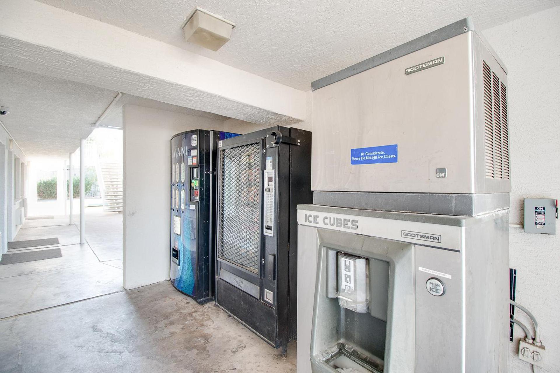 Motel 6-Phoenix, AZ - East photo 51