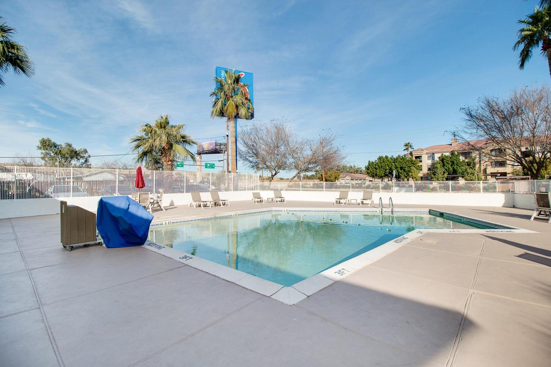 Motel 6-Phoenix, AZ - East photo 29