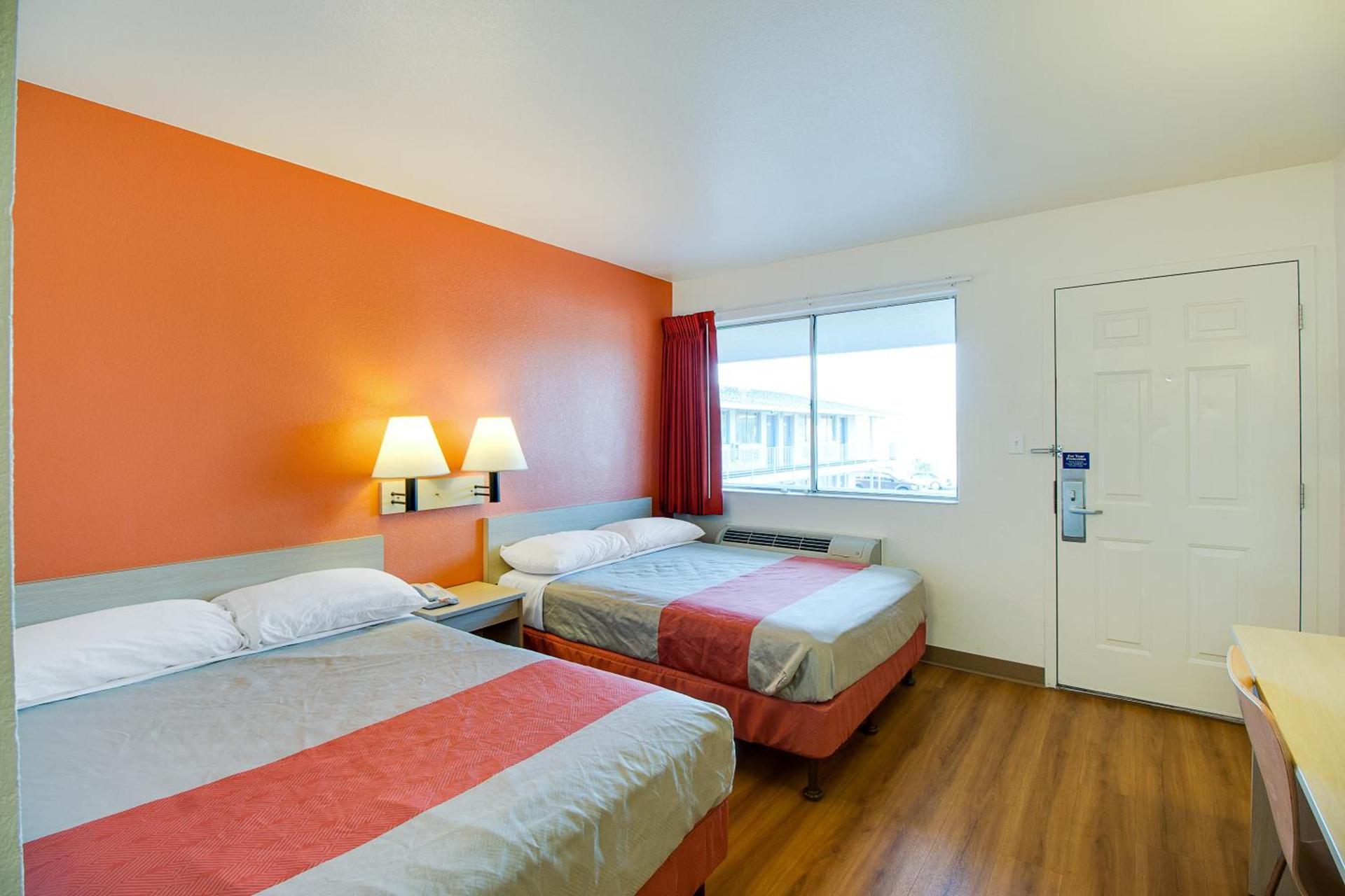 Motel 6-Phoenix, AZ - East photo 44
