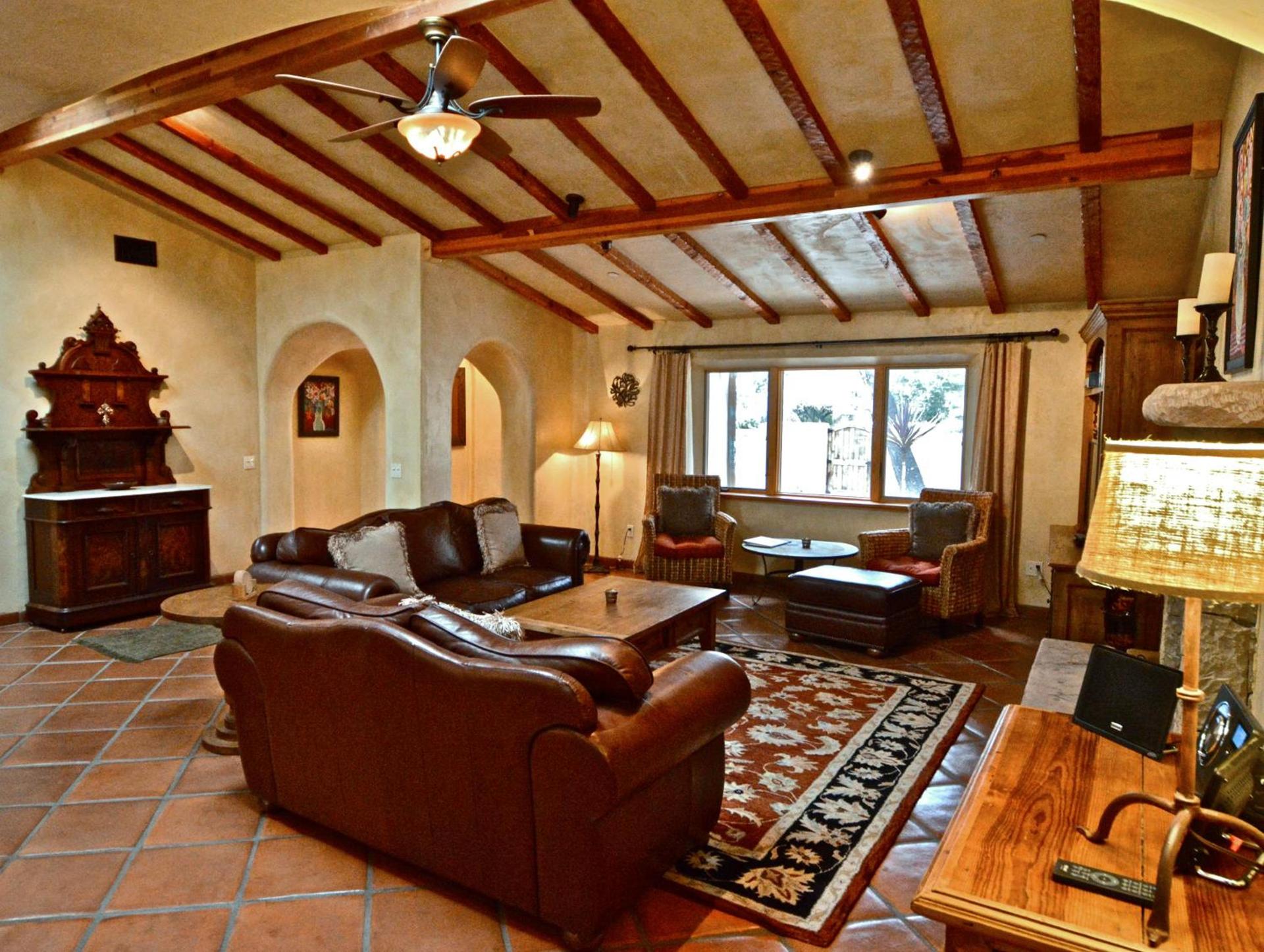 Blue Iguana Inn photo 34