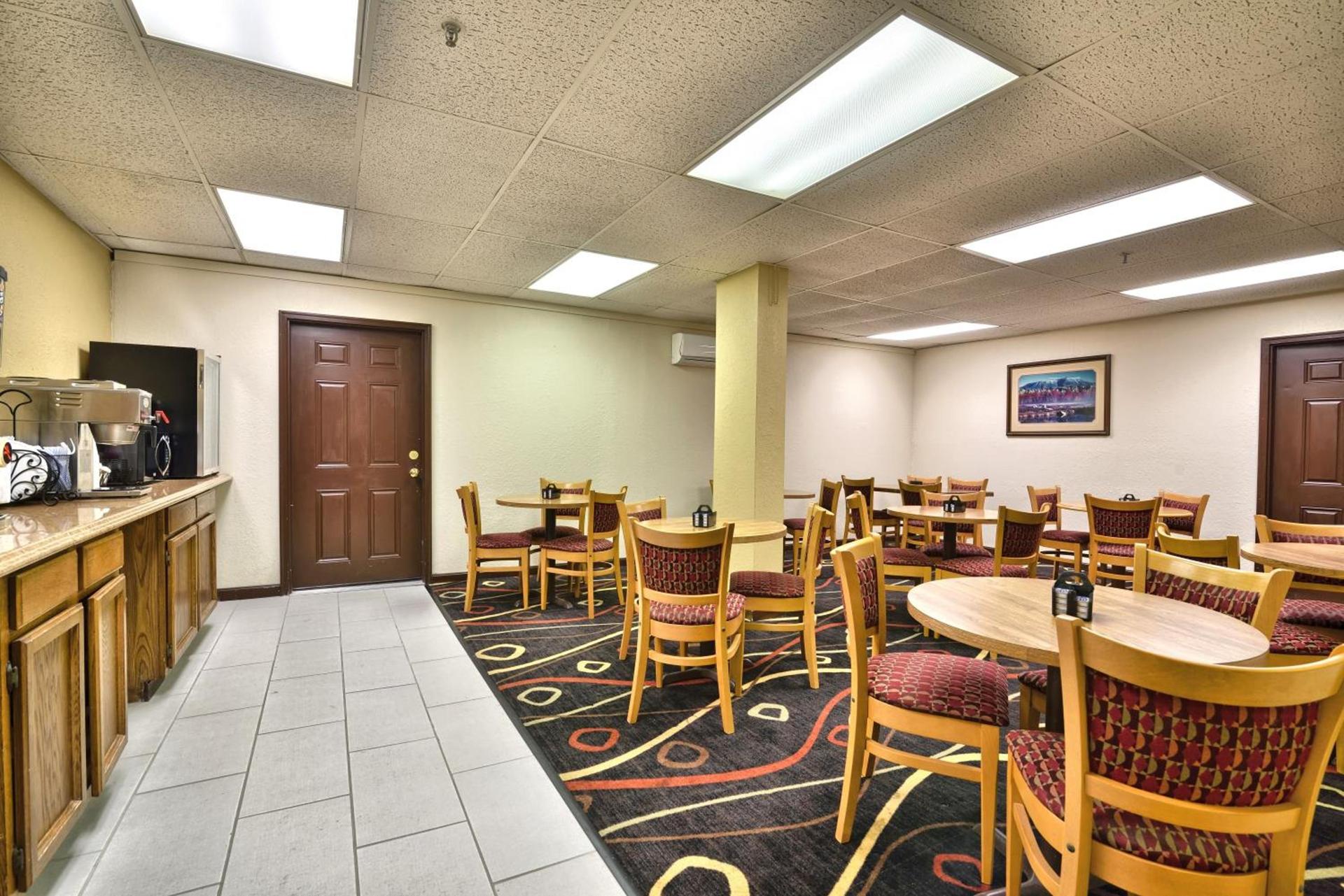 Katahdin Inn & Suites photo 20