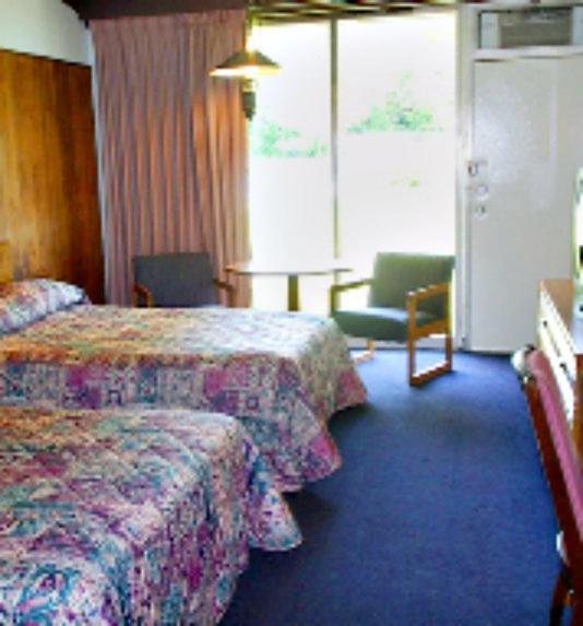 Kings Inn Cleveland photo 3
