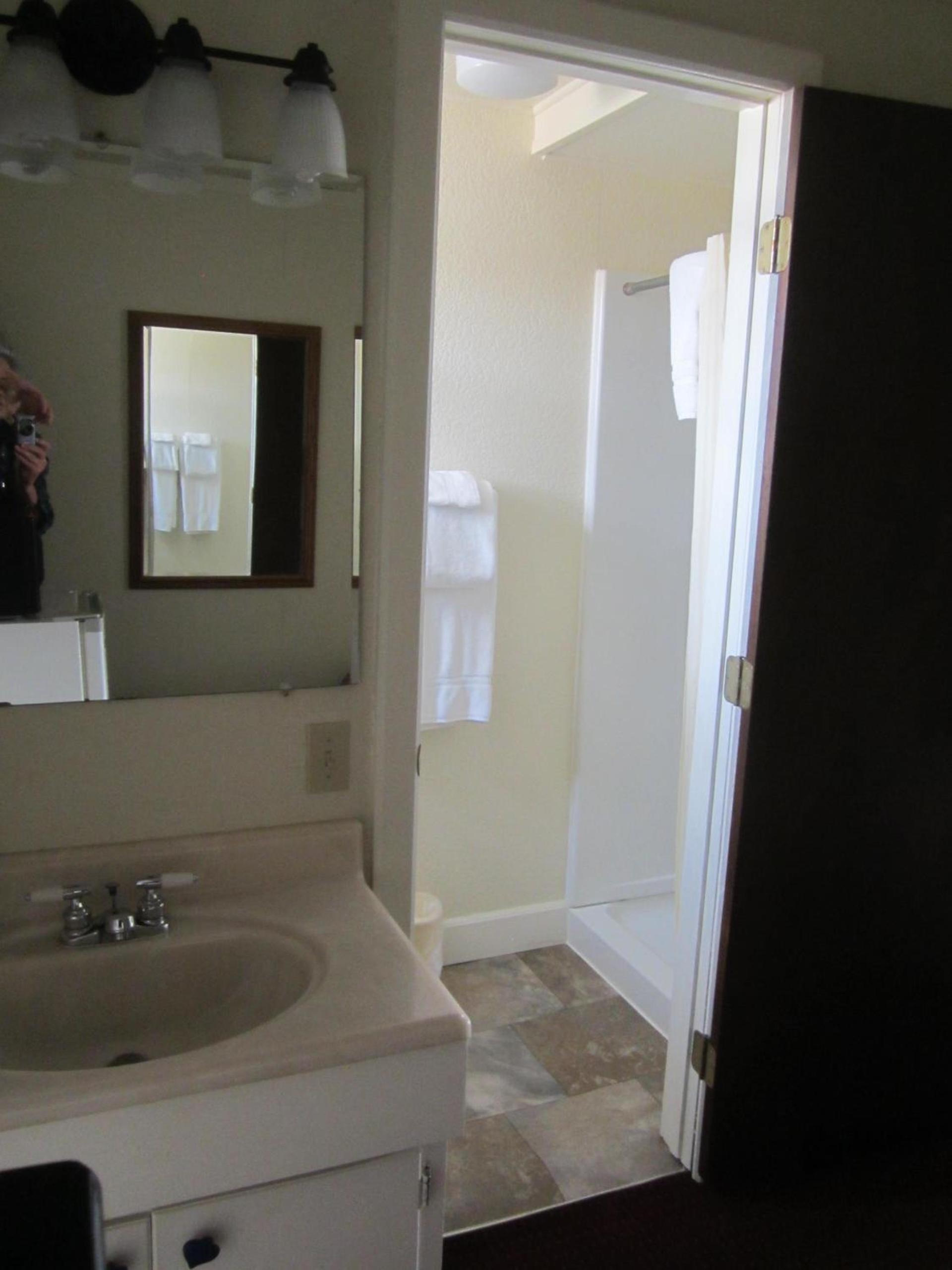 Big Horn Motel photo 34