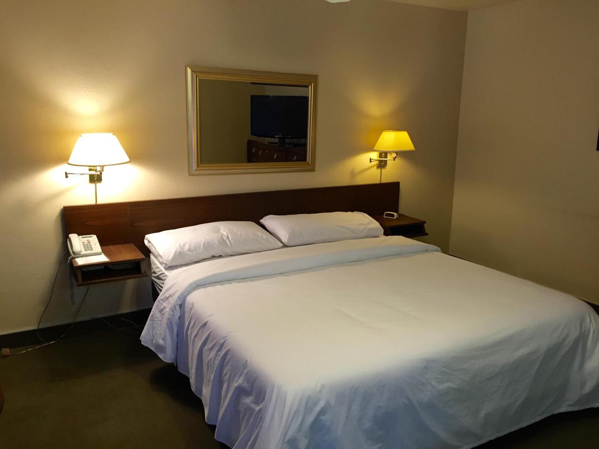 The Sands Motel photo 44