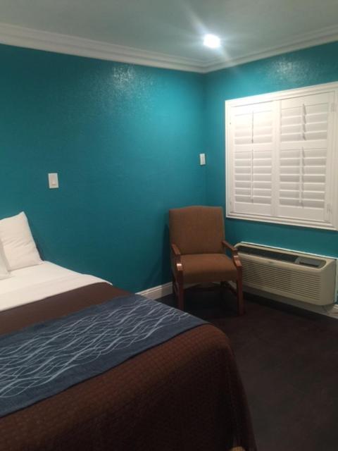 Crenshaw Inn Motel photo 11