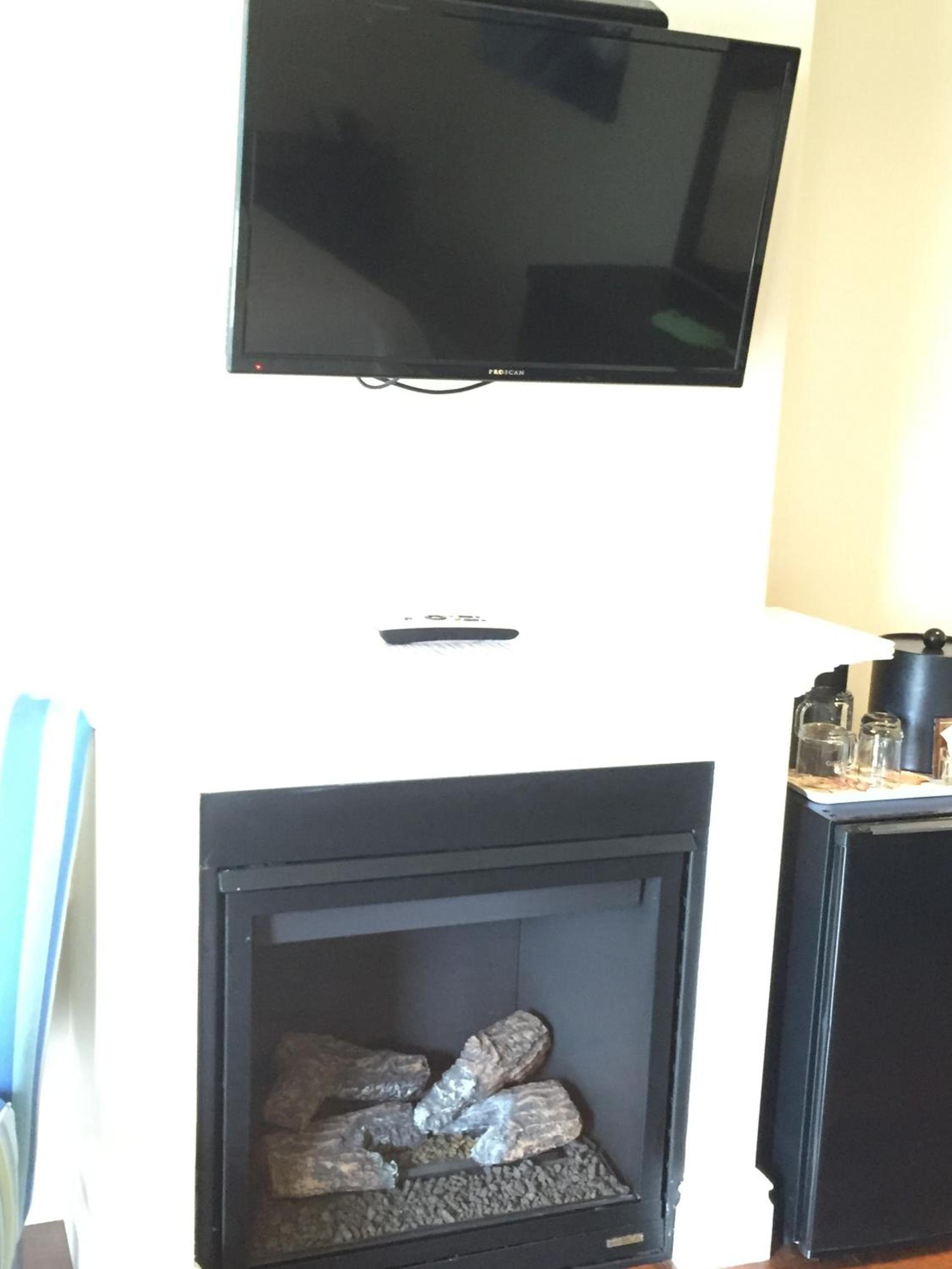 Beach Bungalow Inn and Suites photo 53