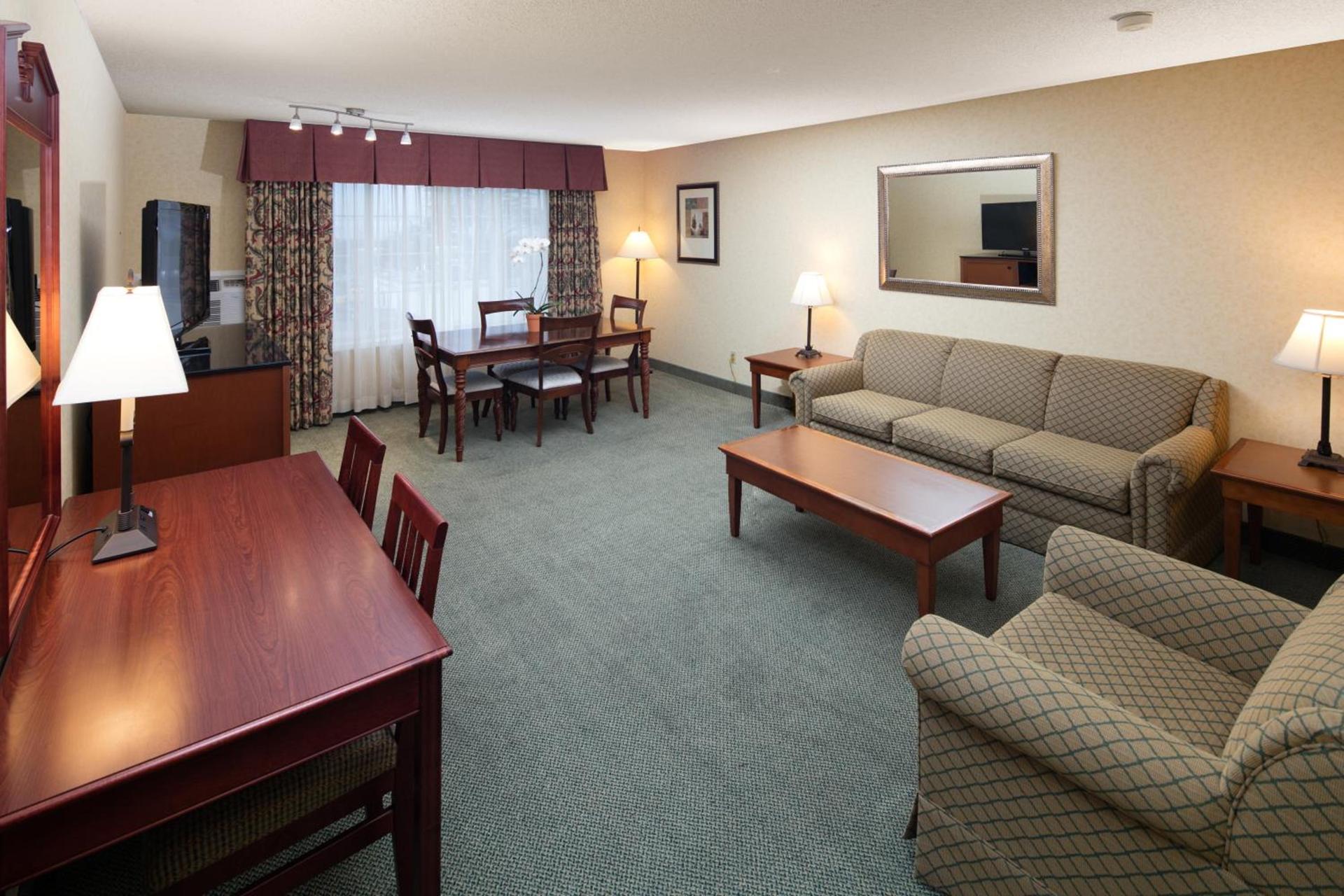 Red Lion Hotel Eureka photo 8
