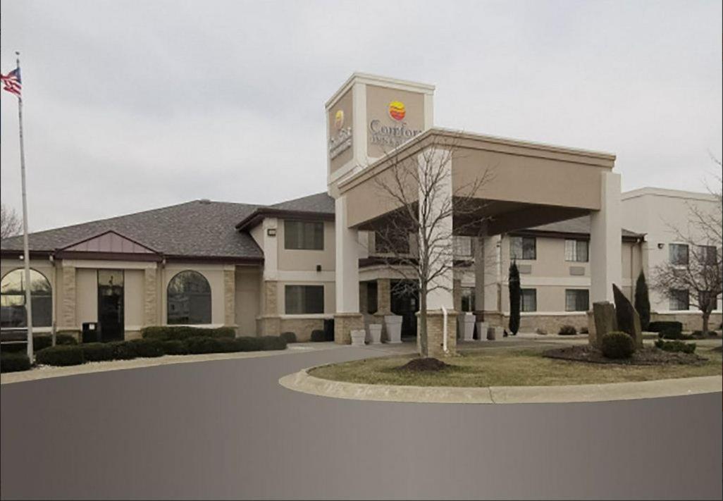 Comfort Inn & Suites Napoleon photo 36