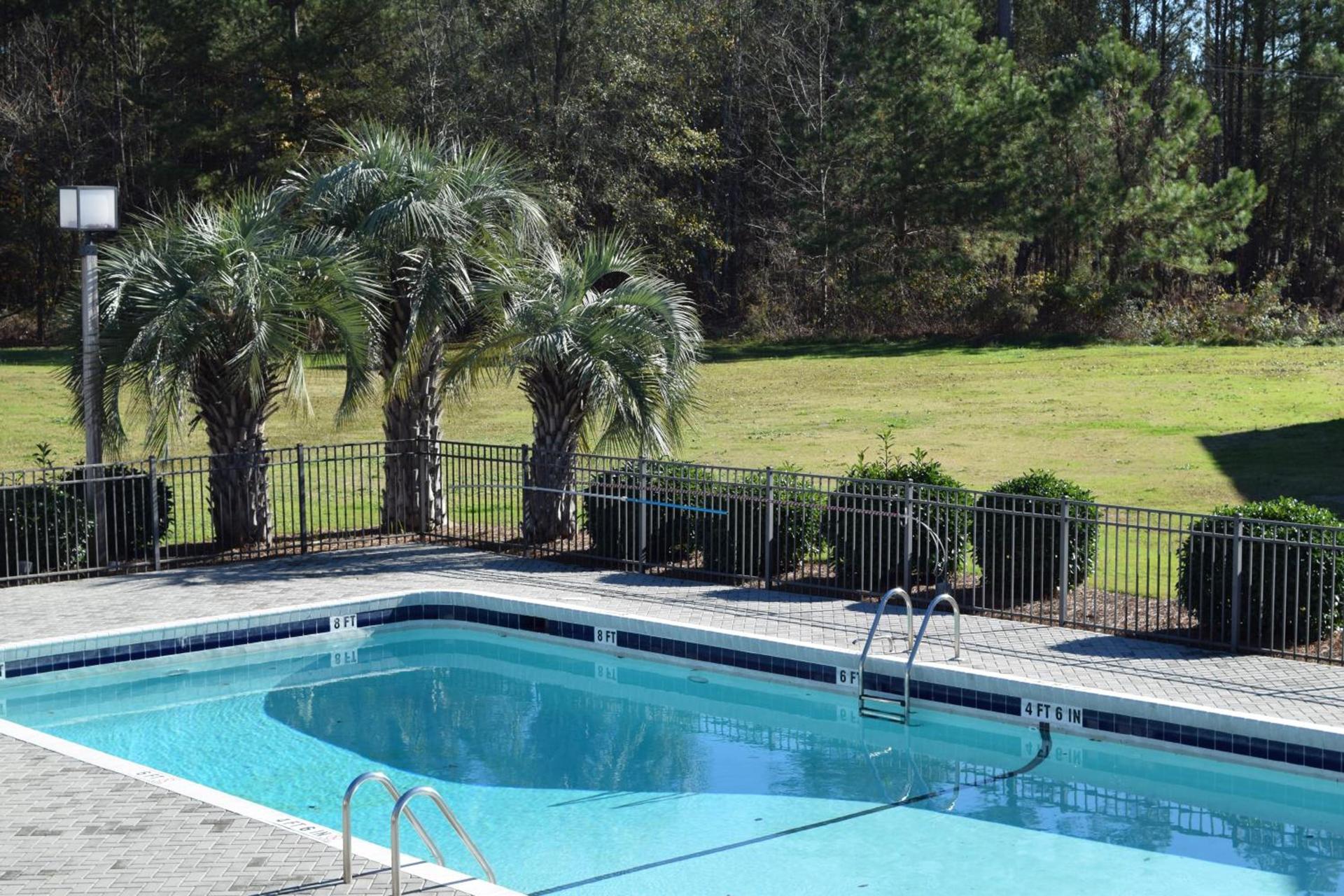 Landmark Inn photo 14