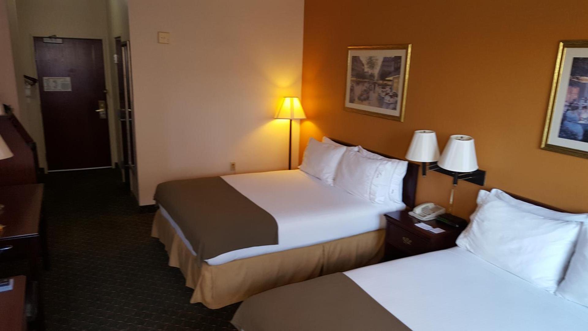 Country Inn & Suites by Radisson, Fort Worth West l-30 NAS JRB photo 47