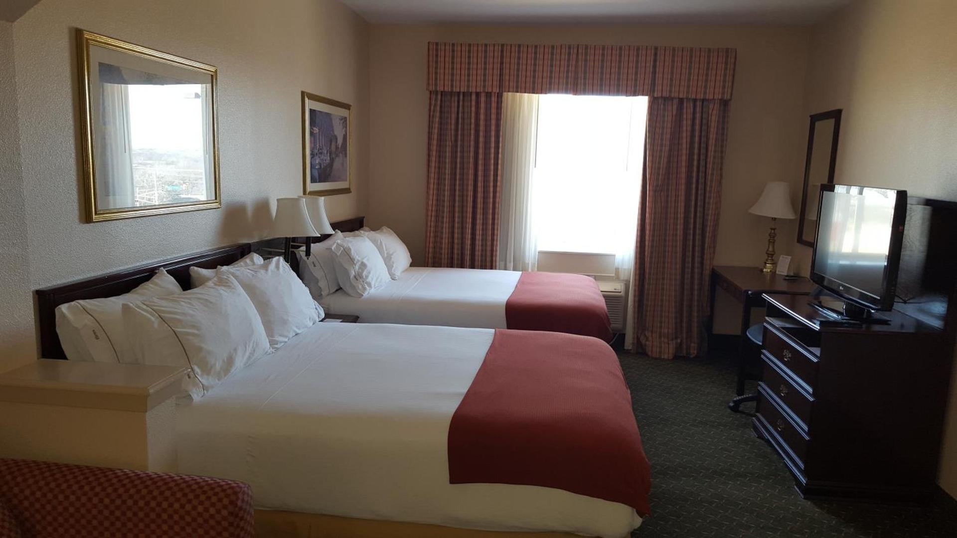 Country Inn & Suites by Radisson, Fort Worth West l-30 NAS JRB photo 68