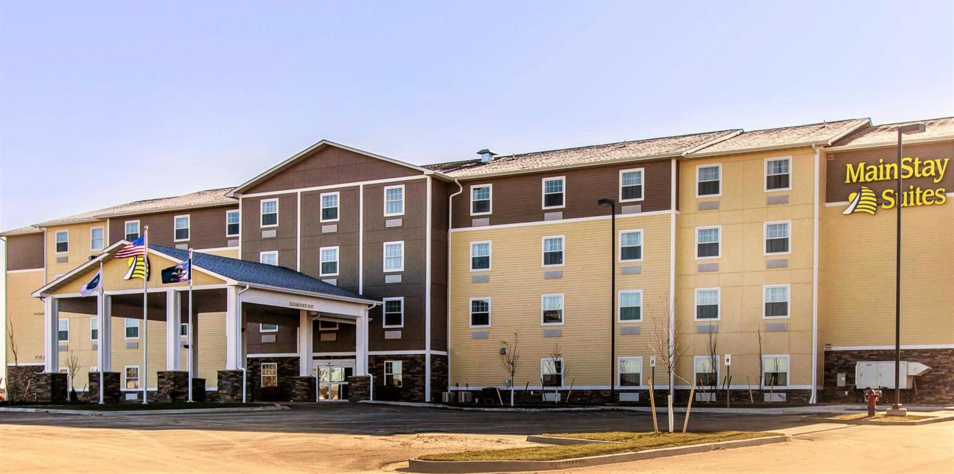 MainStay Suites Watford City - Event Center photo 31