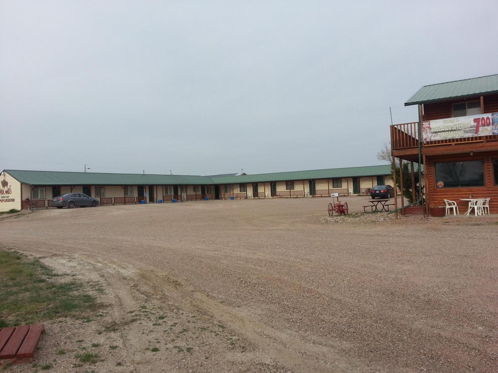 Badlands Hotel & Campground photo 21