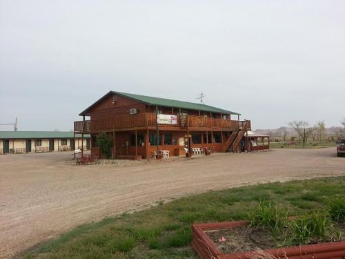 Badlands Hotel & Campground photo 22