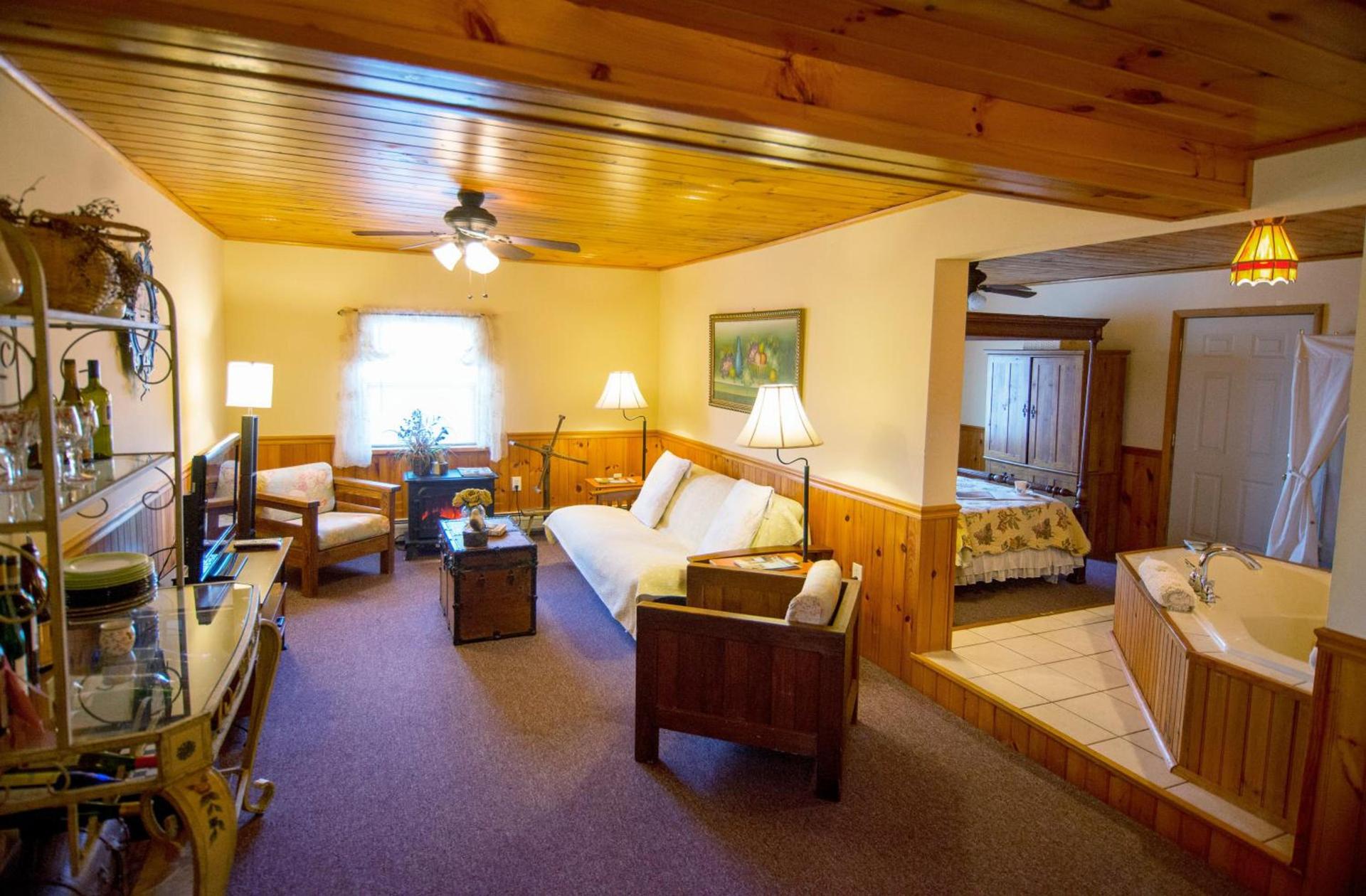 Savannah House Wine Country Inn & Cottages photo 28