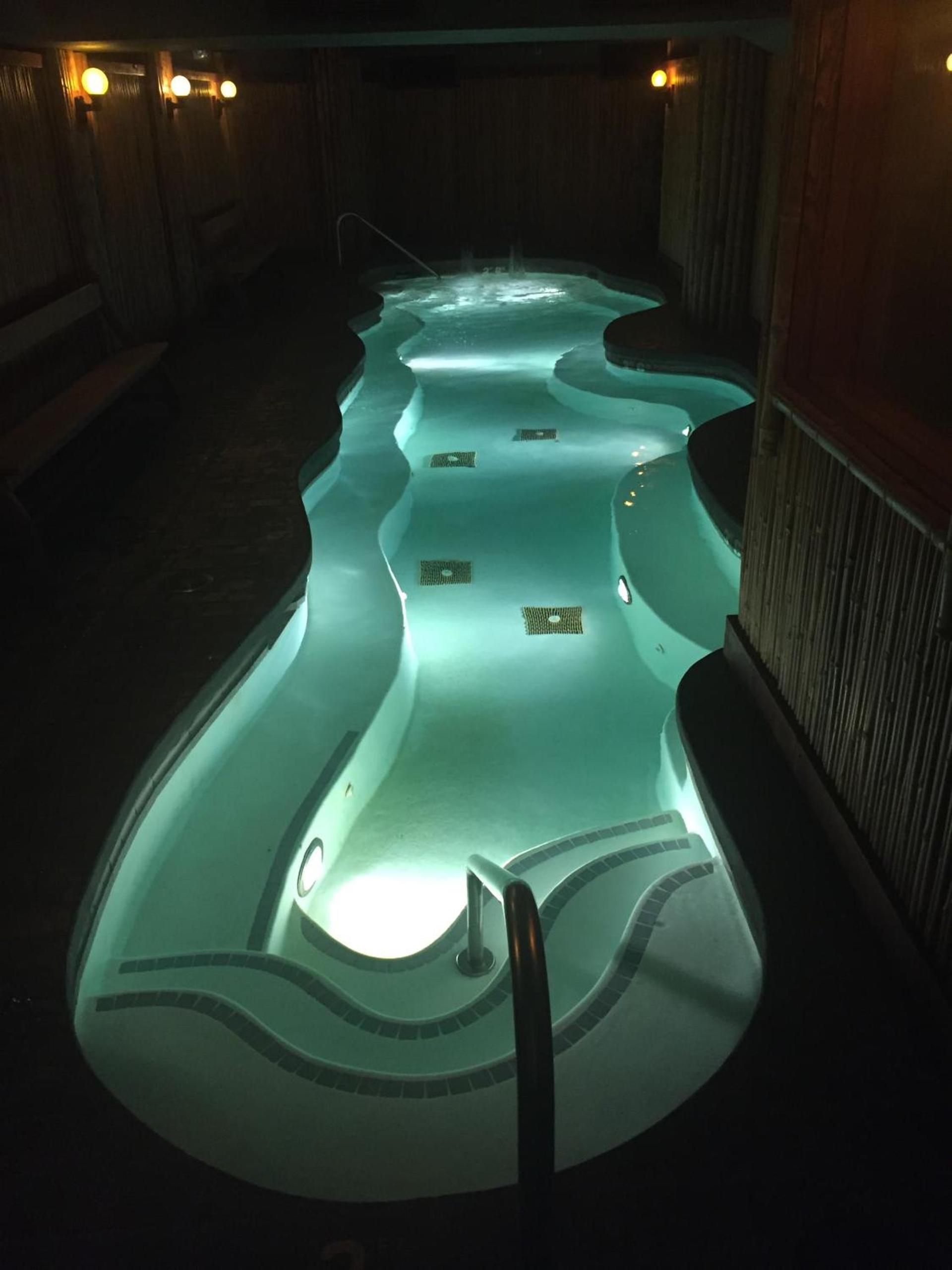 McMenamins Crystal Hotel photo 27