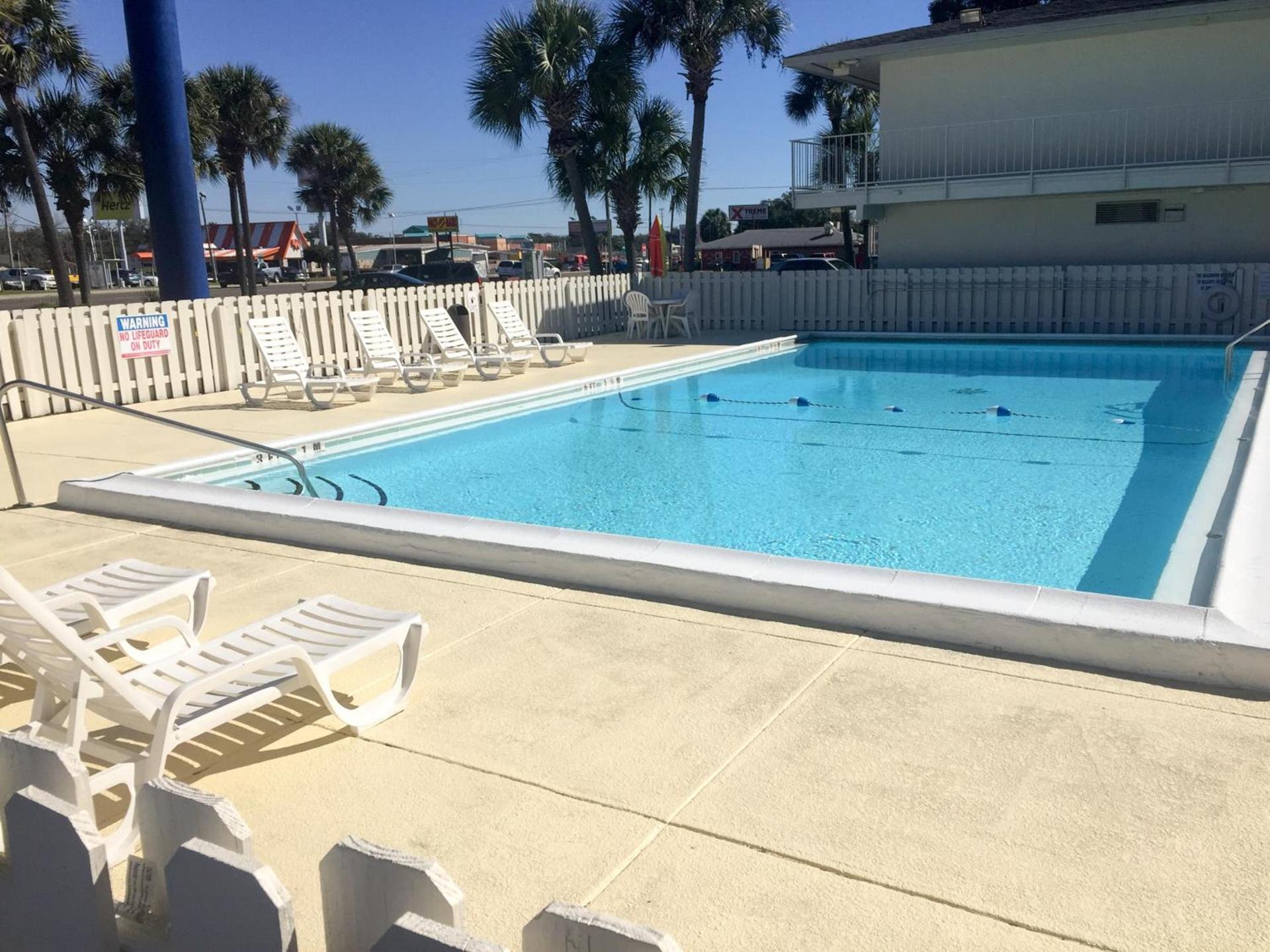 Motel 6 - Pensacola West photo 10