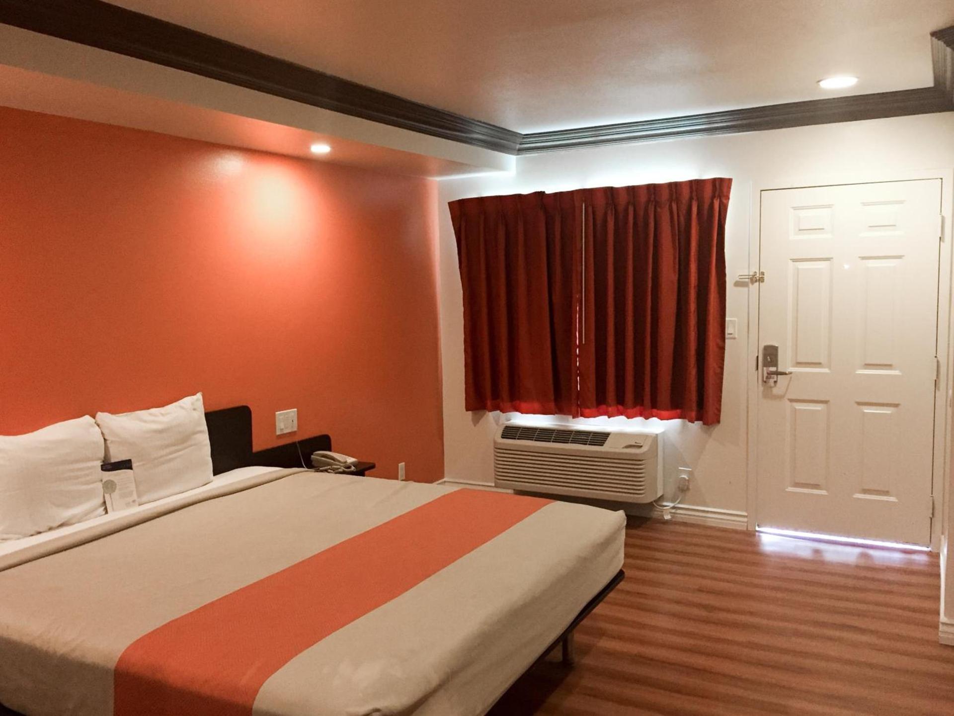 Motel 6 Gardena photo 44