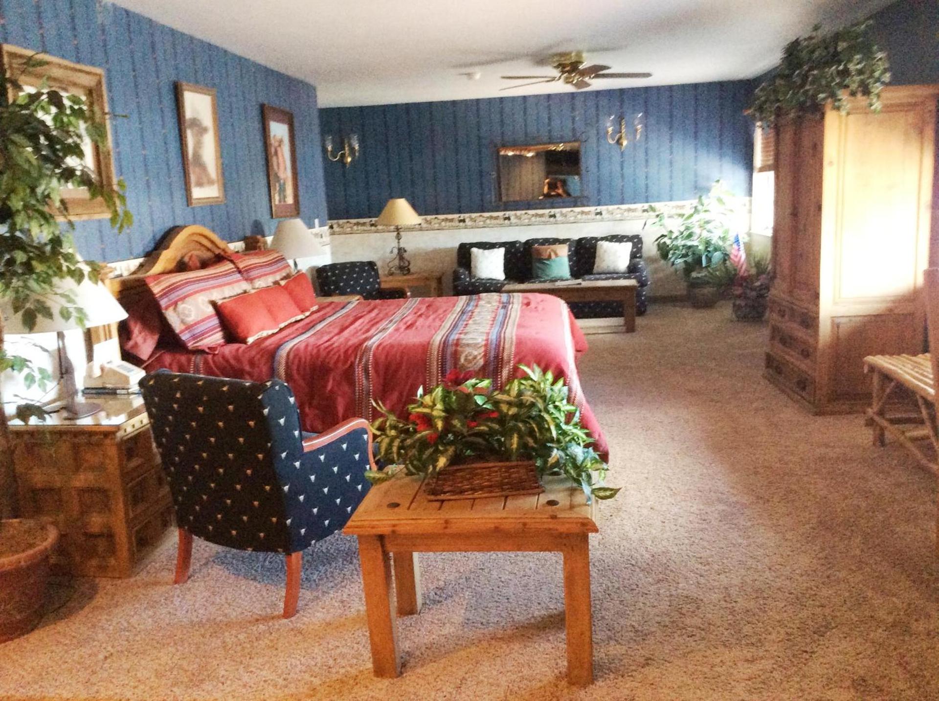 Howard Johnson by Wyndham Springerville photo 28