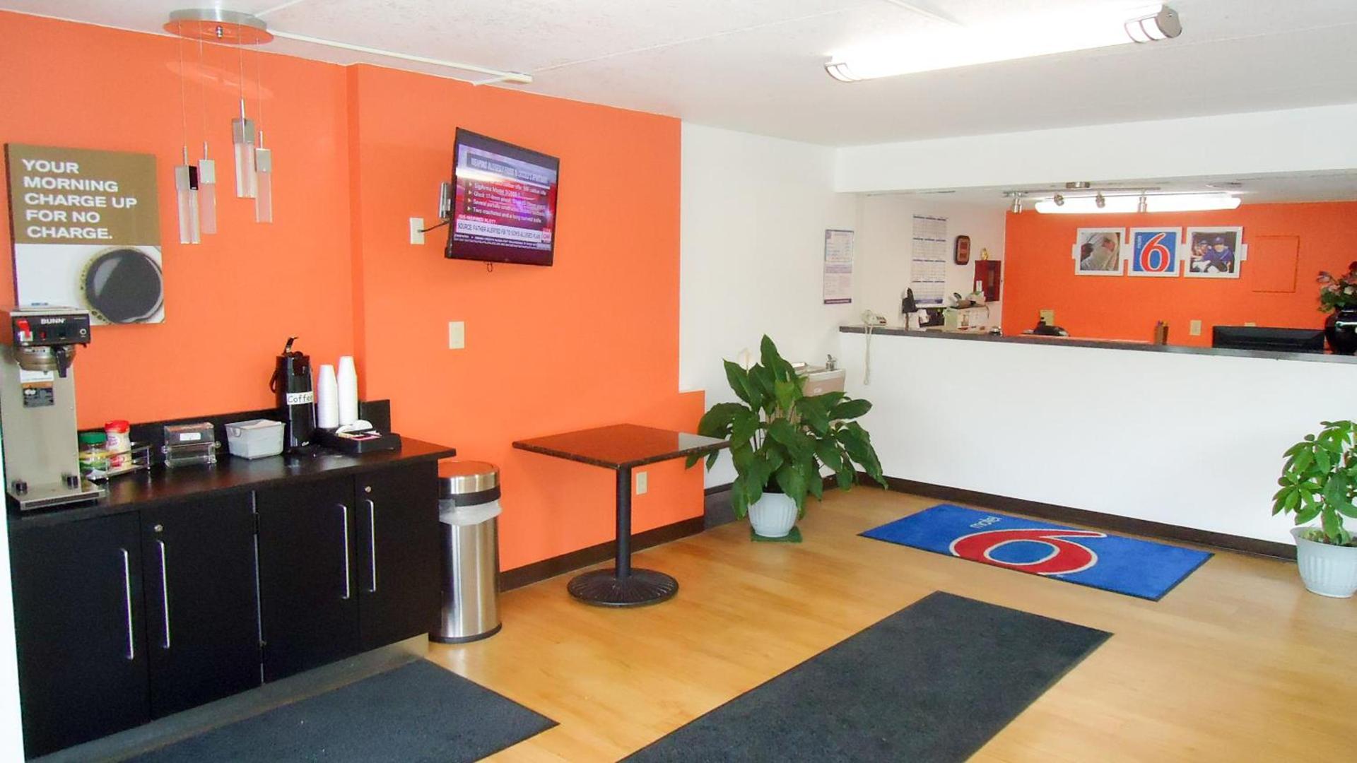 Motel 6-Kingston, TN photo 10